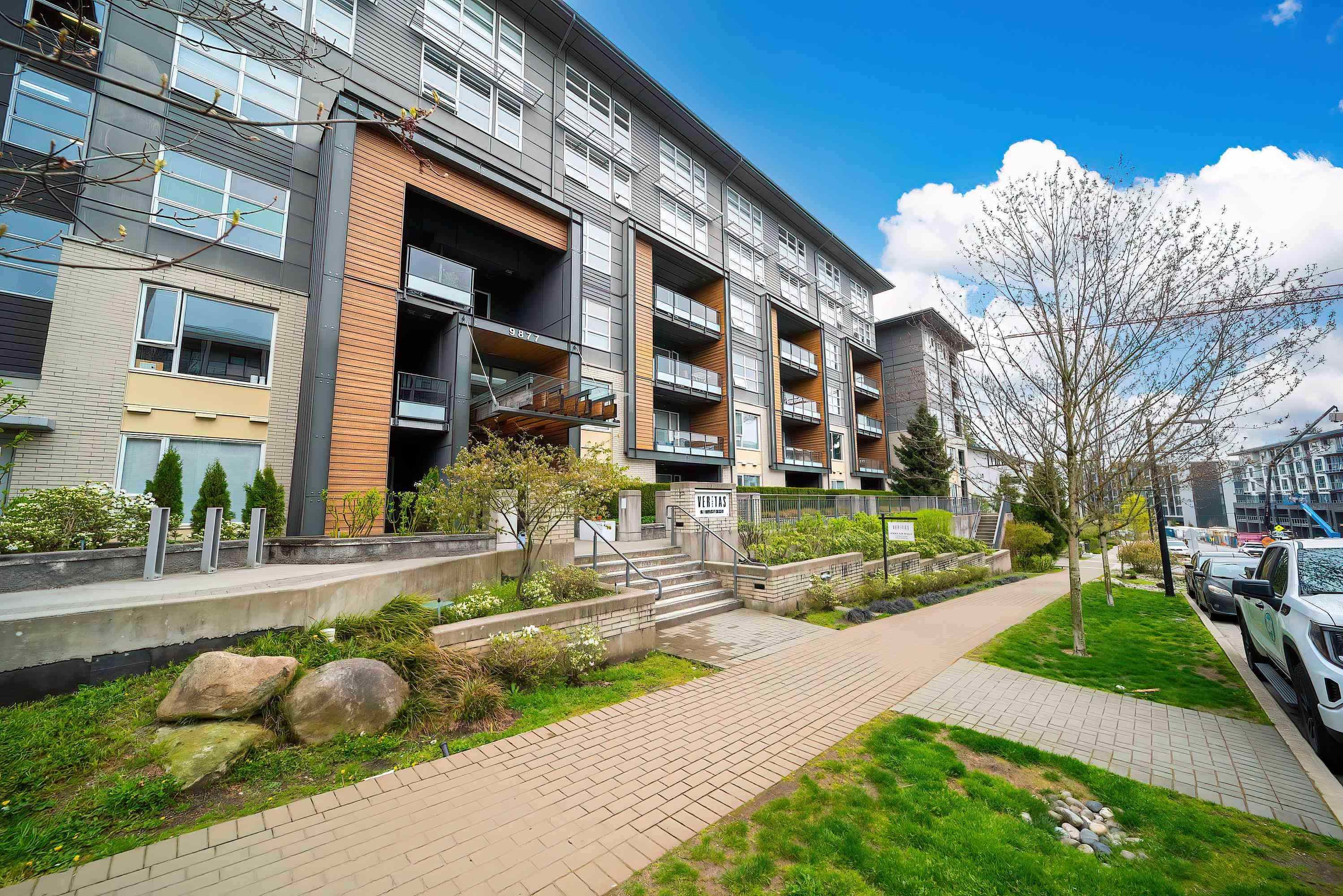 310 9877 UNIVERSITY CRESCENT, R3154546, BC,