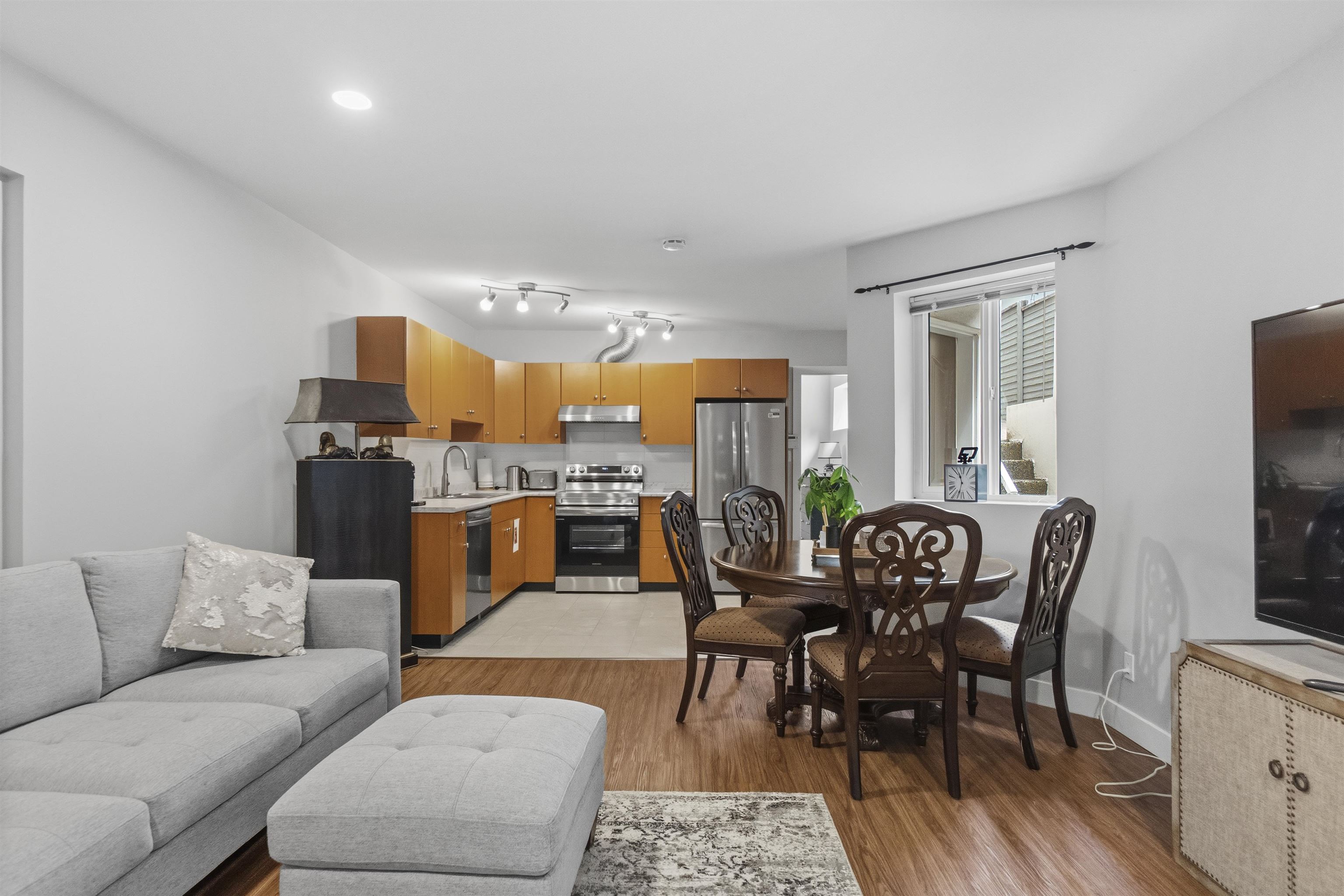Basement 4225 EVERGREEN AVENUE, R3154552, BC,