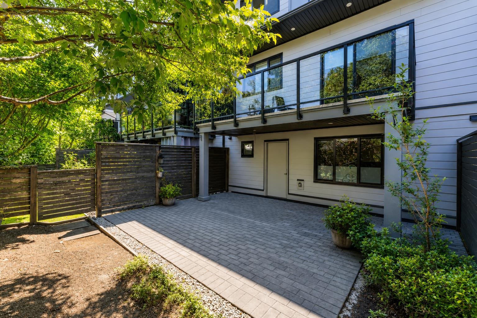 37 15177 60 AVENUE, R3154579, BC,