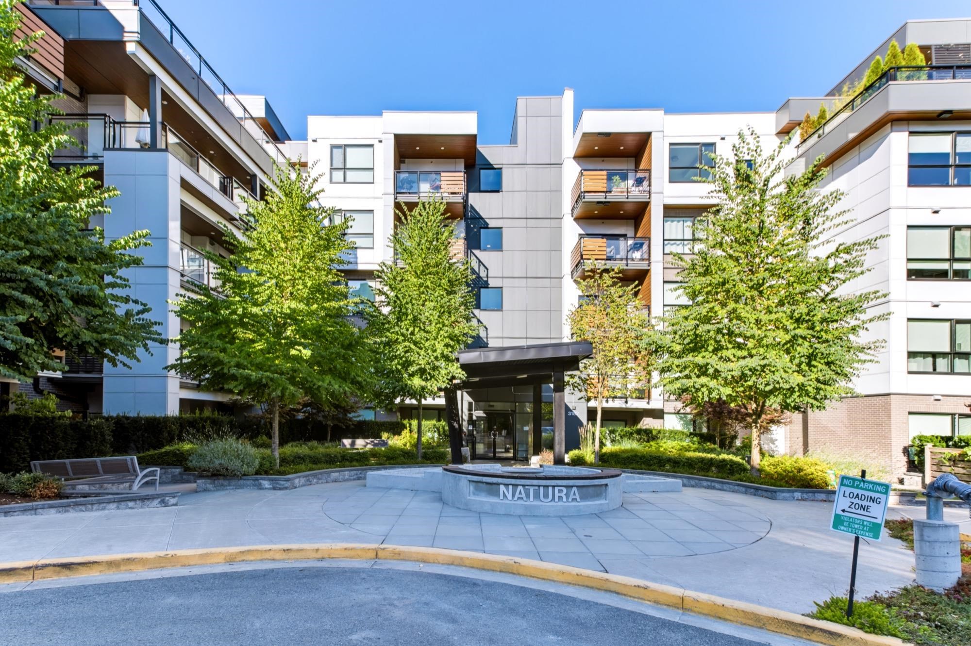 102 3182 GLADWIN ROAD, R3154599, BC,