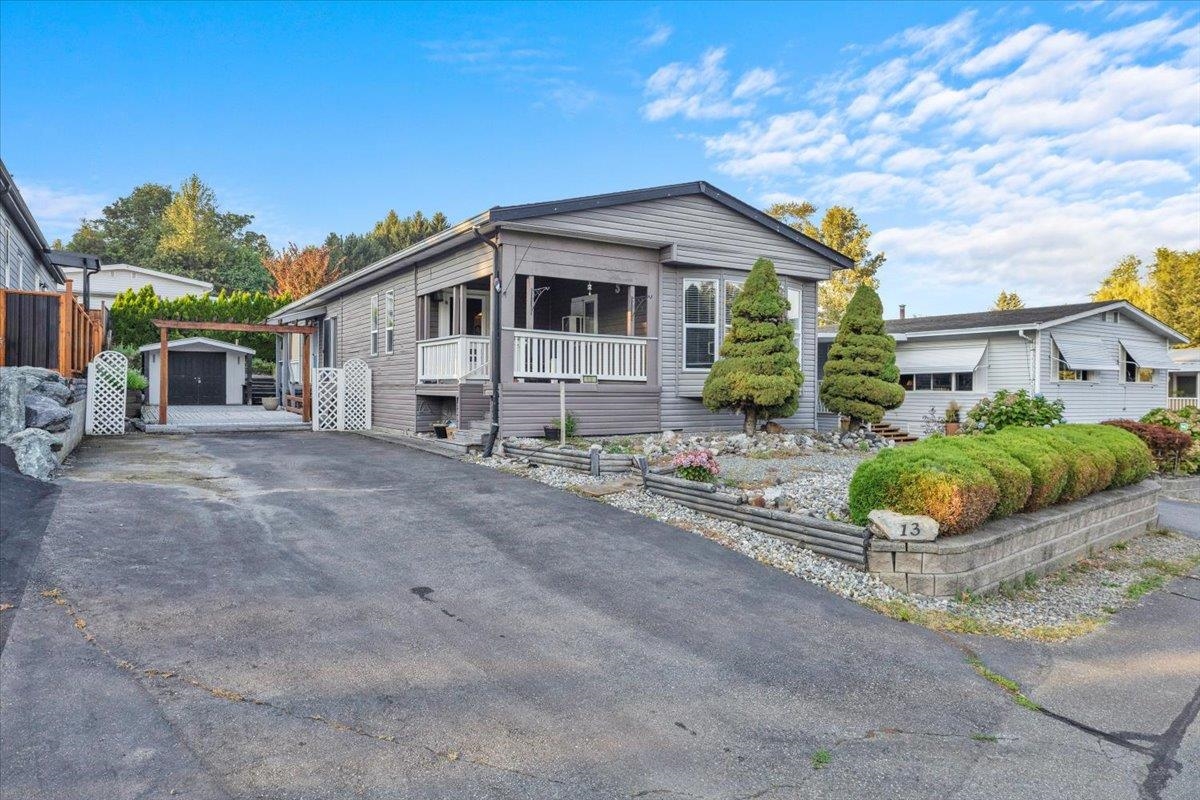 13 27111 0 AVENUE, R3154601, BC,