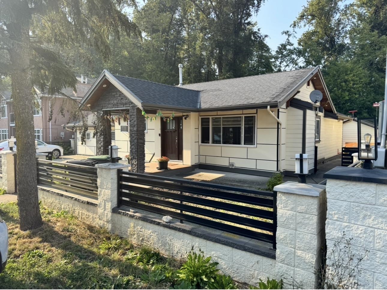 13317 84 AVENUE, Surrey BC V3W 3H1, R3154604, BC,