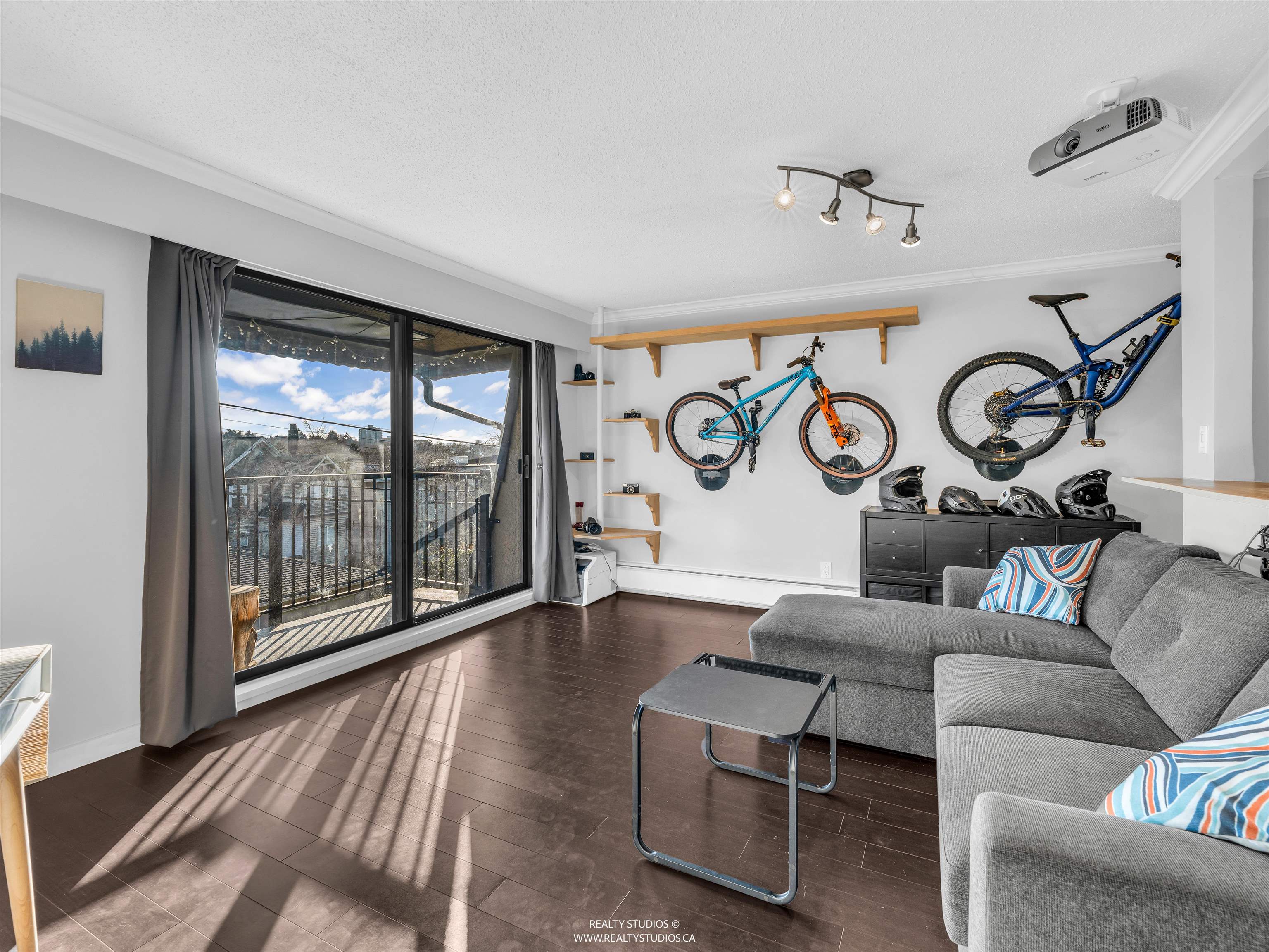 306 2222 CAMBRIDGE STREET, R3154836, BC,