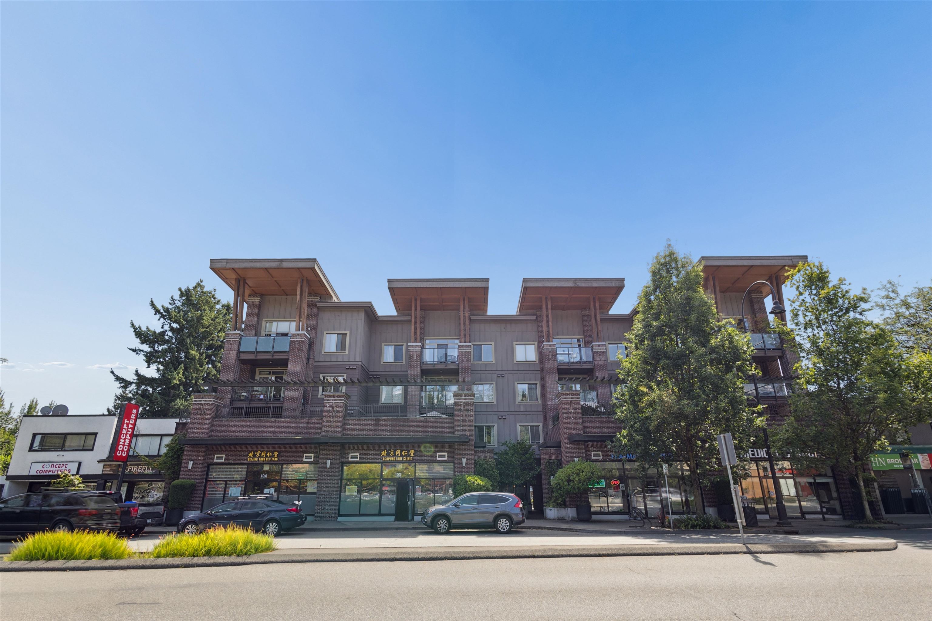 206 1273 MARINE DRIVE, R3154847, BC,