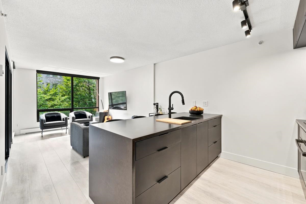 212 1082 SEYMOUR STREET, R3154893, BC,