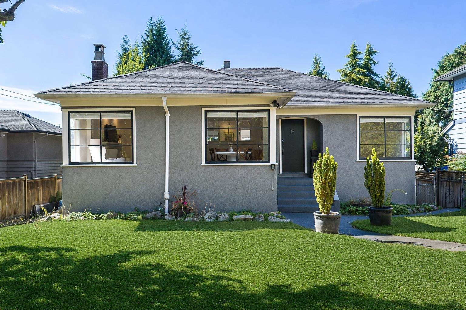 1258 JEFFERSON AVENUE, West Vancouver BC V7T 2B1, R3154901, BC,
