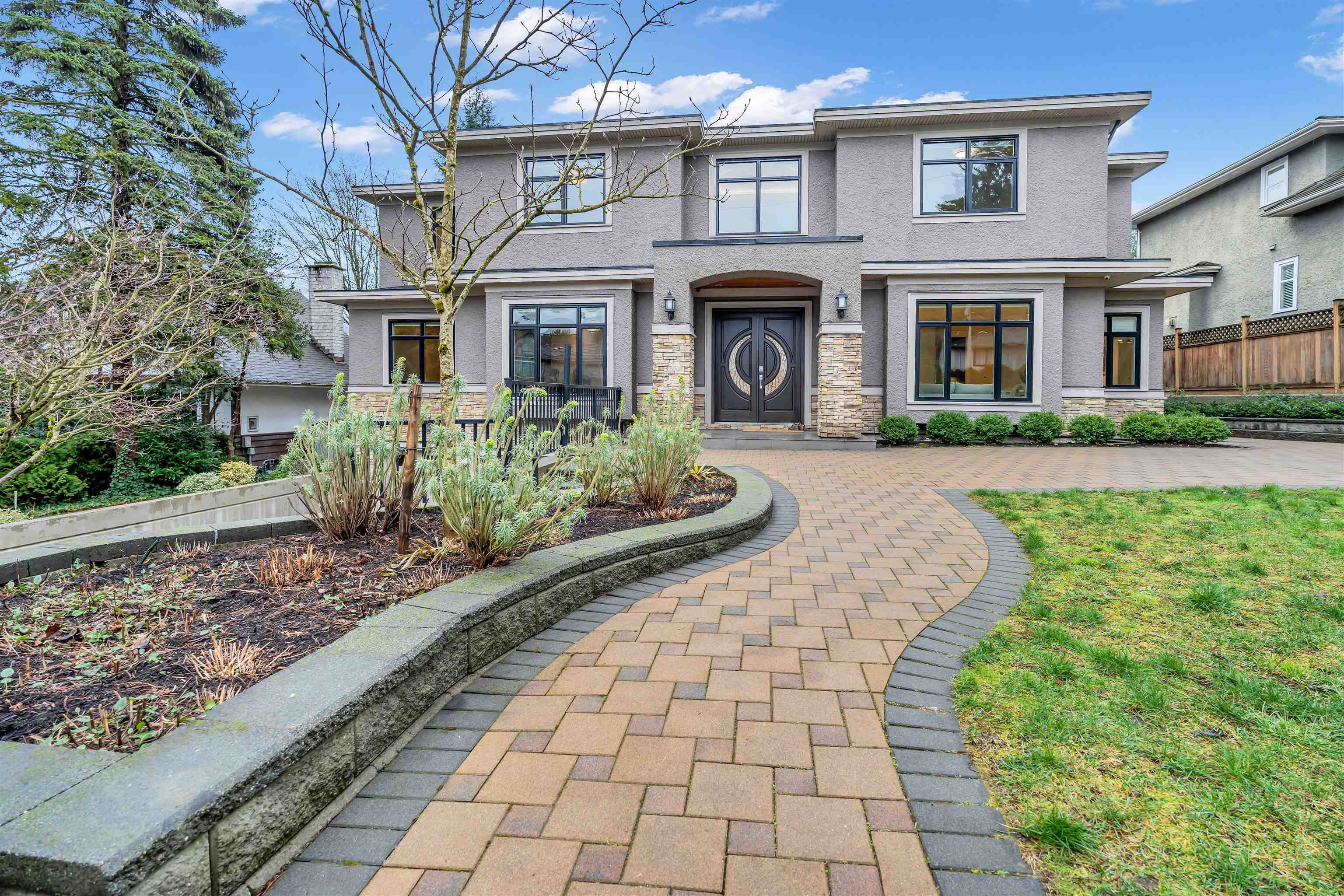 8168 HUNTER STREET, Burnaby BC V5A 2B9, R3154998, BC,