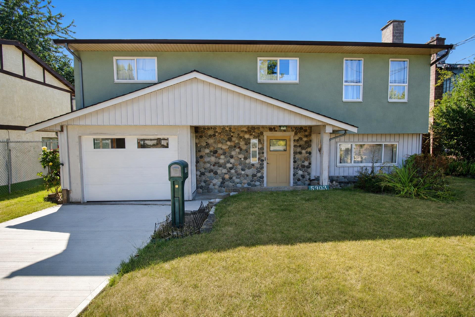 5903 184 STREET, Surrey BC V3S 4N2, R3155009, BC,