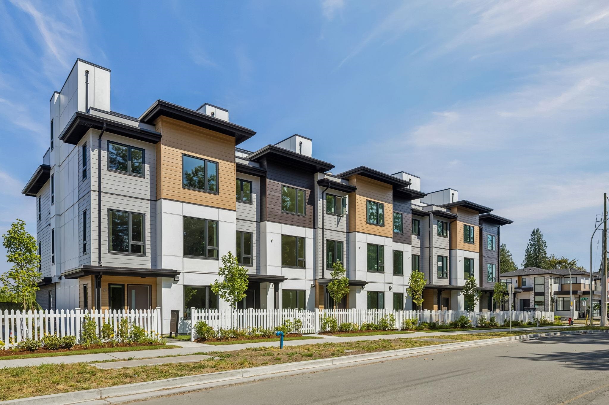 22 20434 72 AVENUE, R3155046, BC,