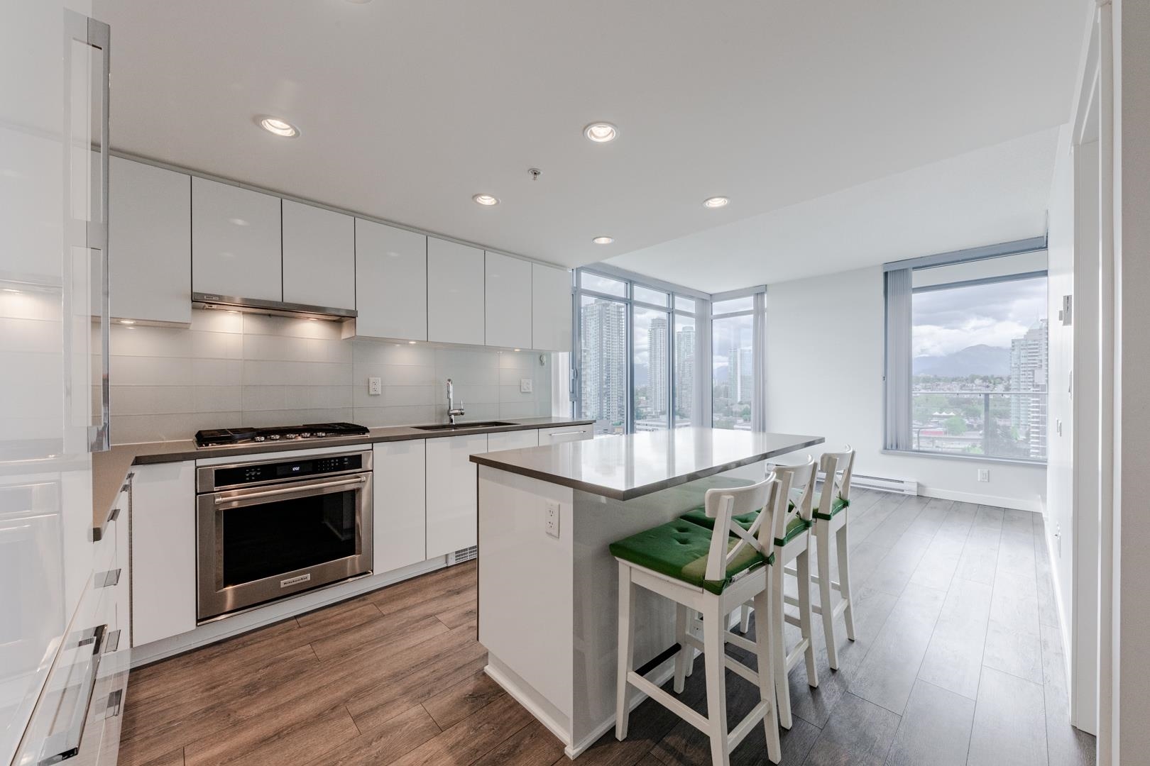 2006 2388 MADISON AVENUE, R3155065, BC,