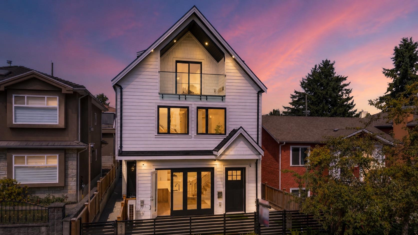 1 3271 E GEORGIA STREET, R3155096, BC,