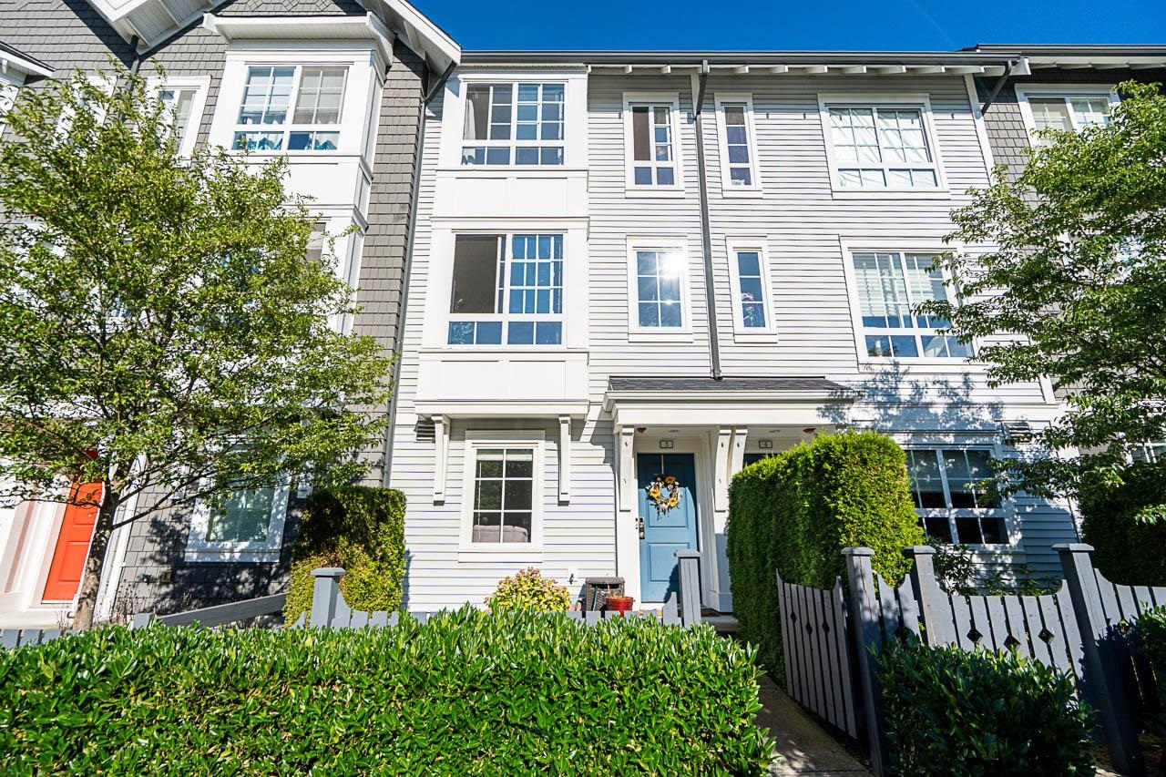 3 8476 207A STREET, R3155148, BC,