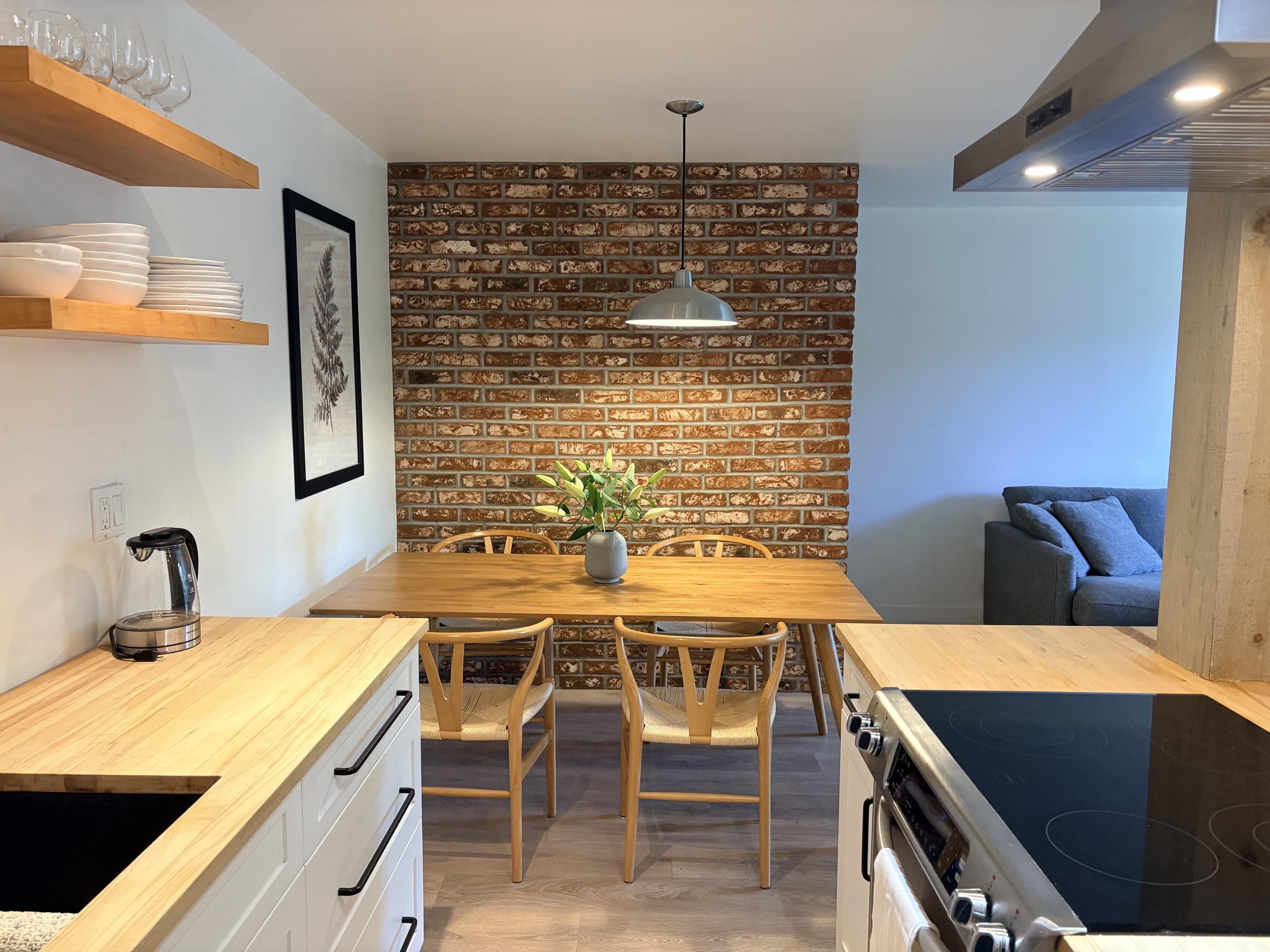 201 1103 HOWIE AVENUE, R3155157, BC,