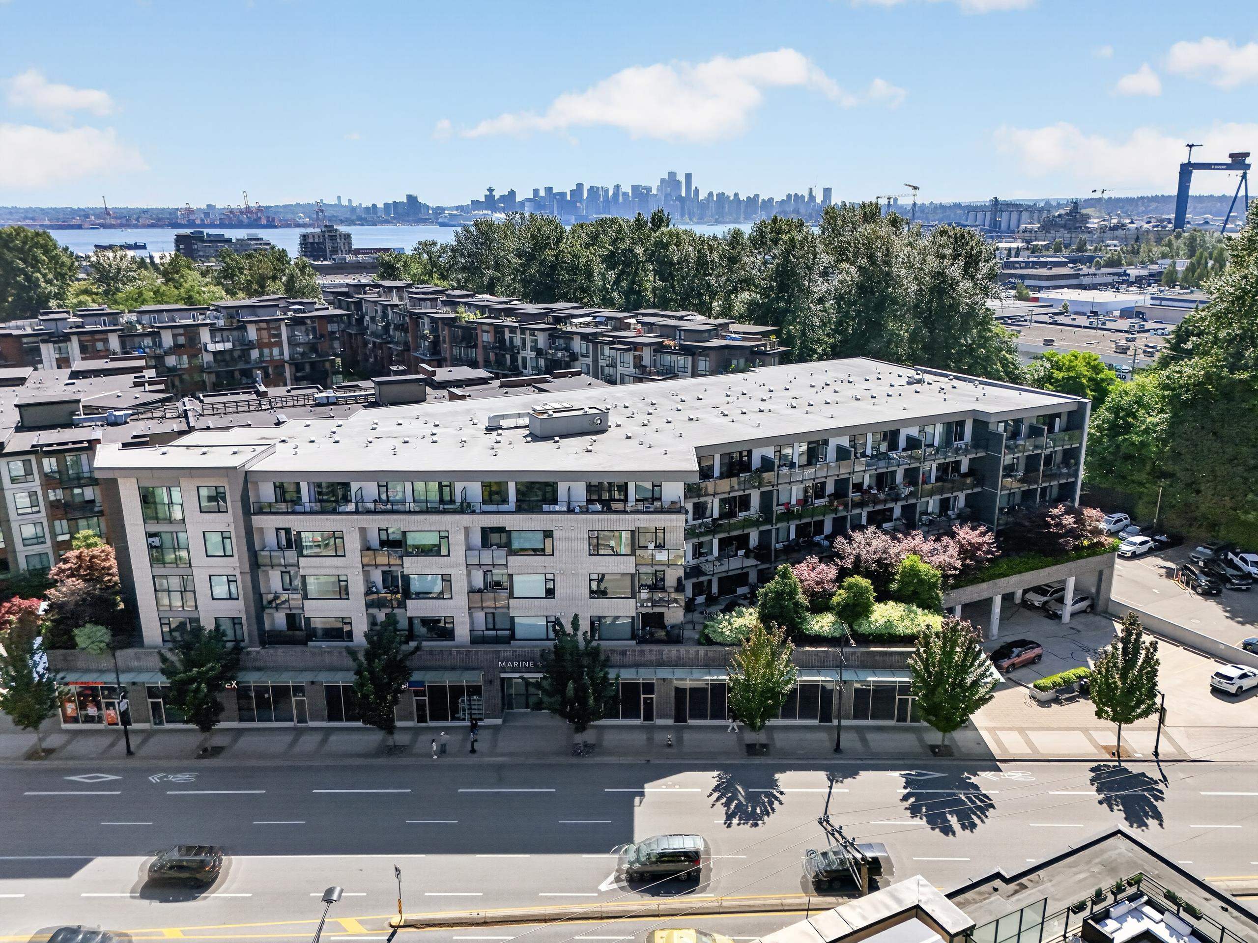 50* 725 MARINE DRIVE, R3155295, BC,