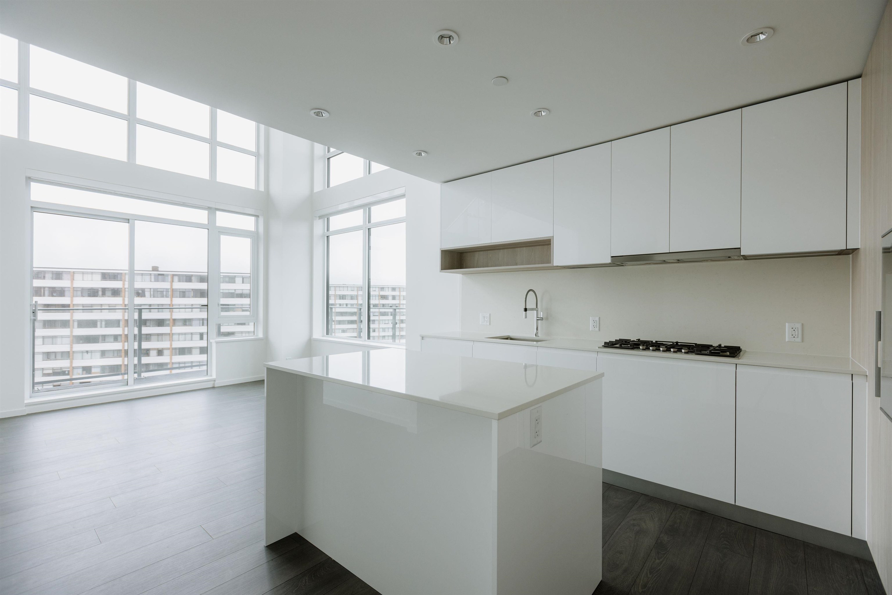 1301 6500 MINORU BOULEVARD, R3155360, BC,