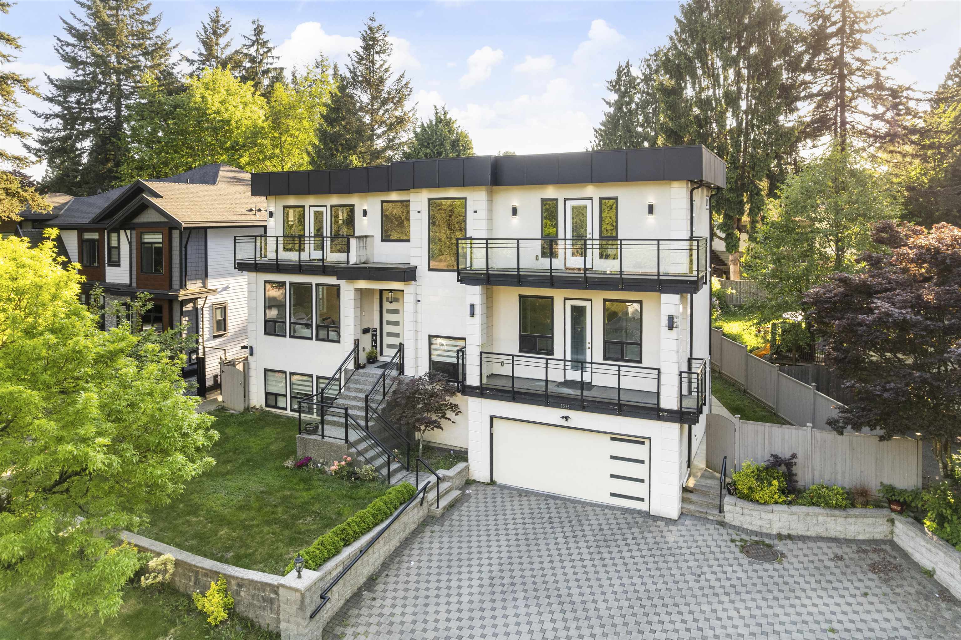 7585 143 STREET, Surrey BC V3W 5P2, R3155567, BC,
