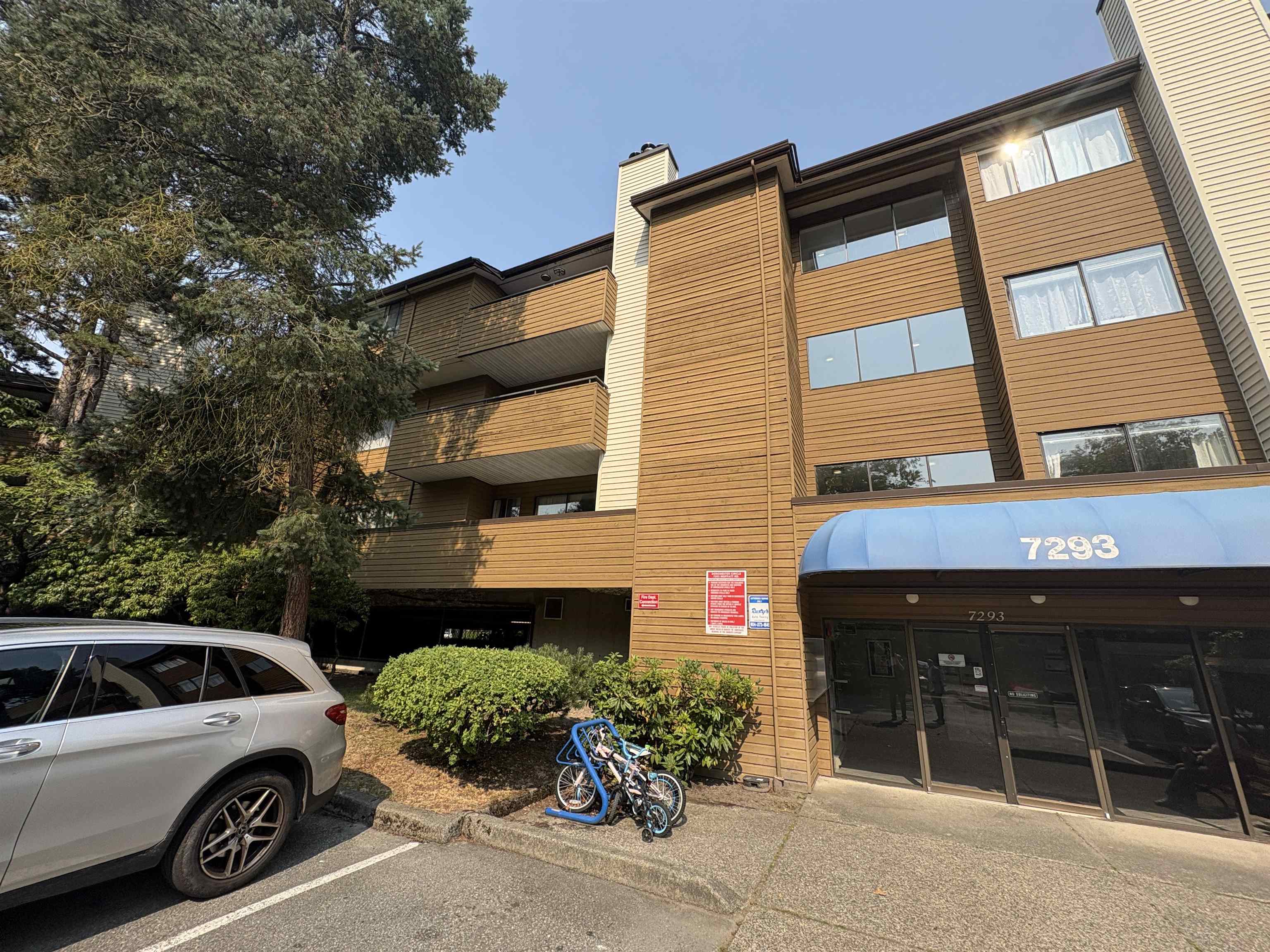 240 7293 MOFFATT ROAD, R3155577, BC,