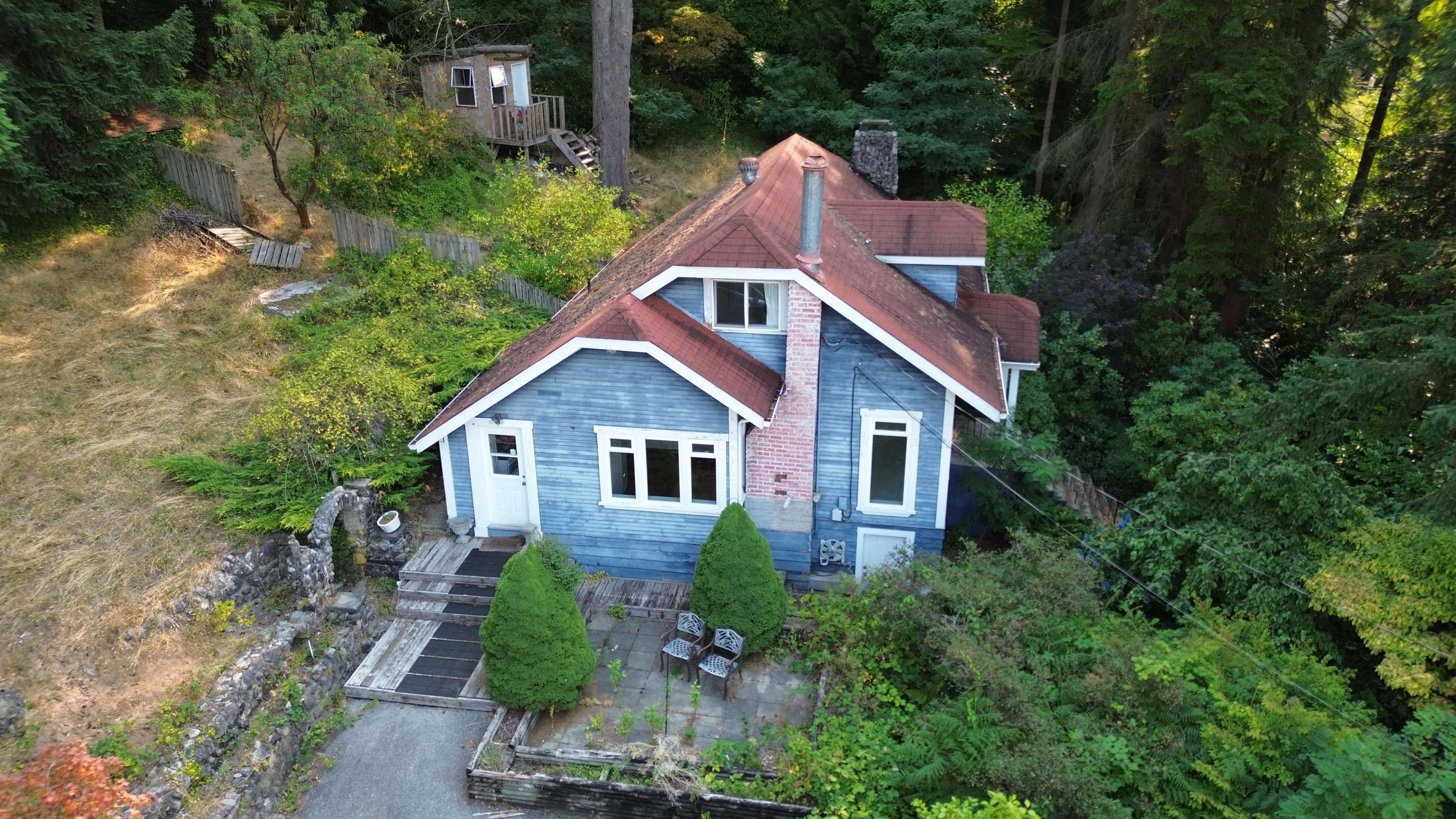1/2 421 CAMPBELL ROAD, R3155637, BC,