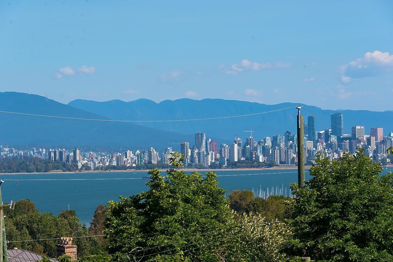 4540 W 3RD AVENUE, Vancouver BC V6R 1N2, R3155666, BC,