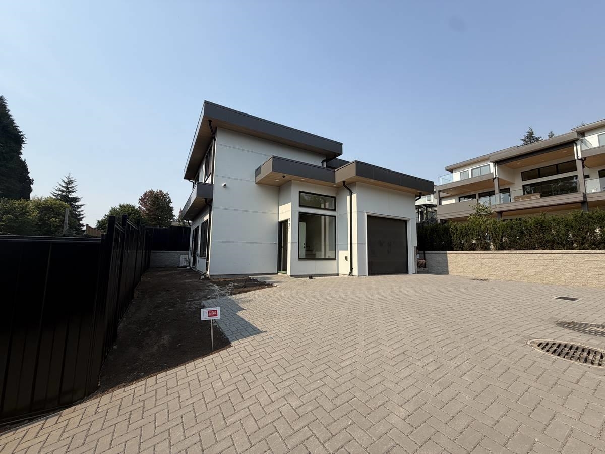 9XX WESTMOUNT DRIVE, Port Moody BC V3H 1K8, R3155736, BC,