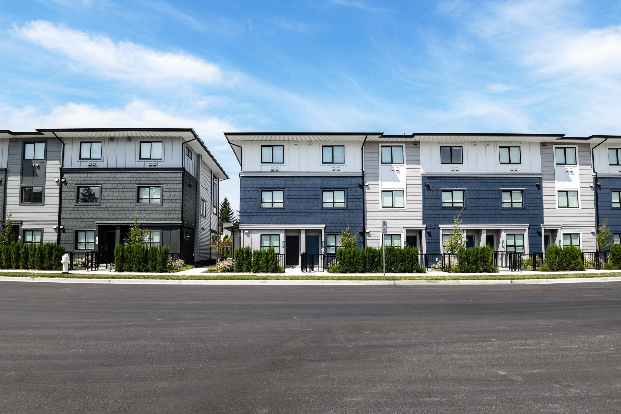 24 33525 KINGSTON AVENUE, R3155758, BC,
