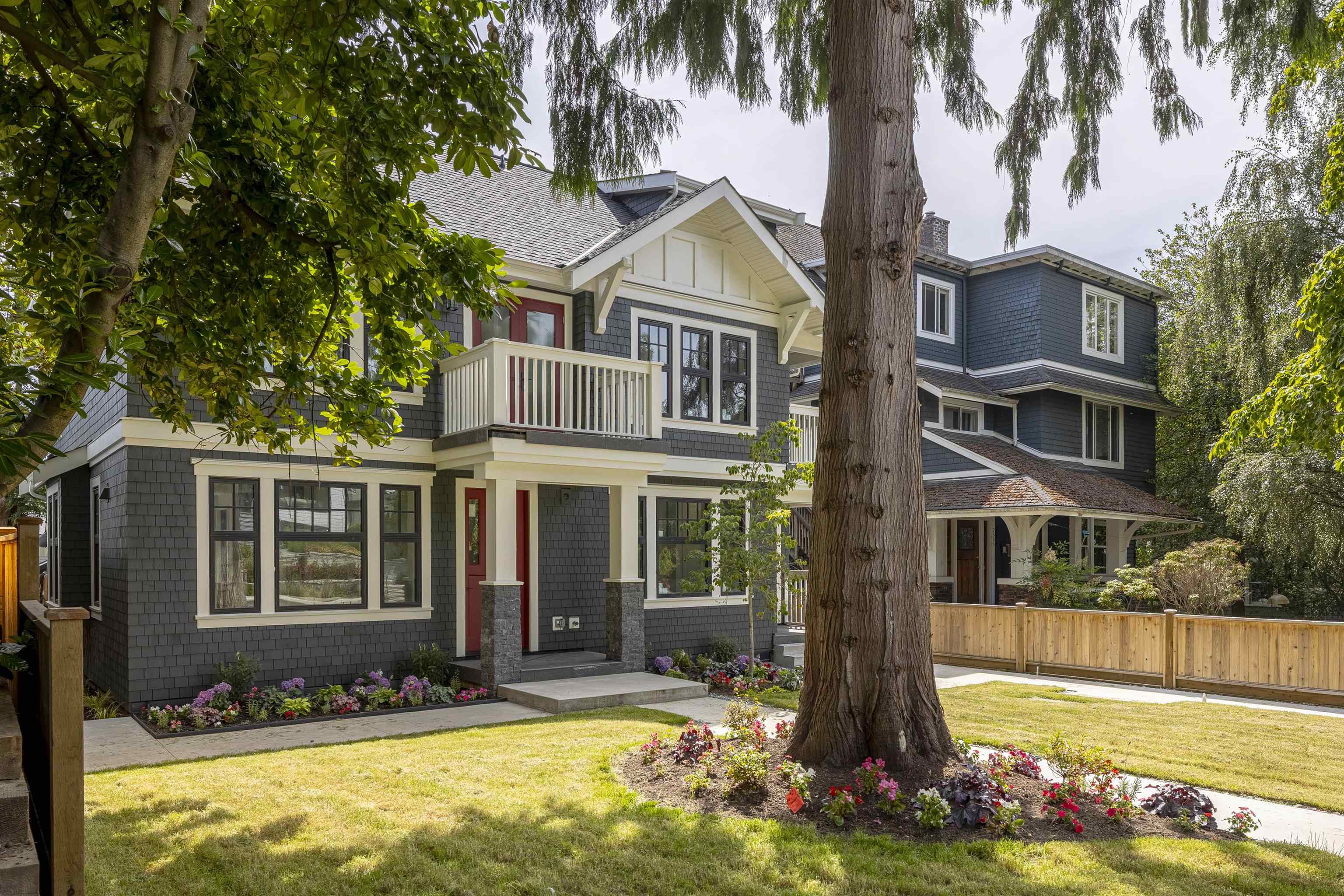 2566 W 2ND AVENUE, Vancouver BC V6K 1J8, R3155892, BC,