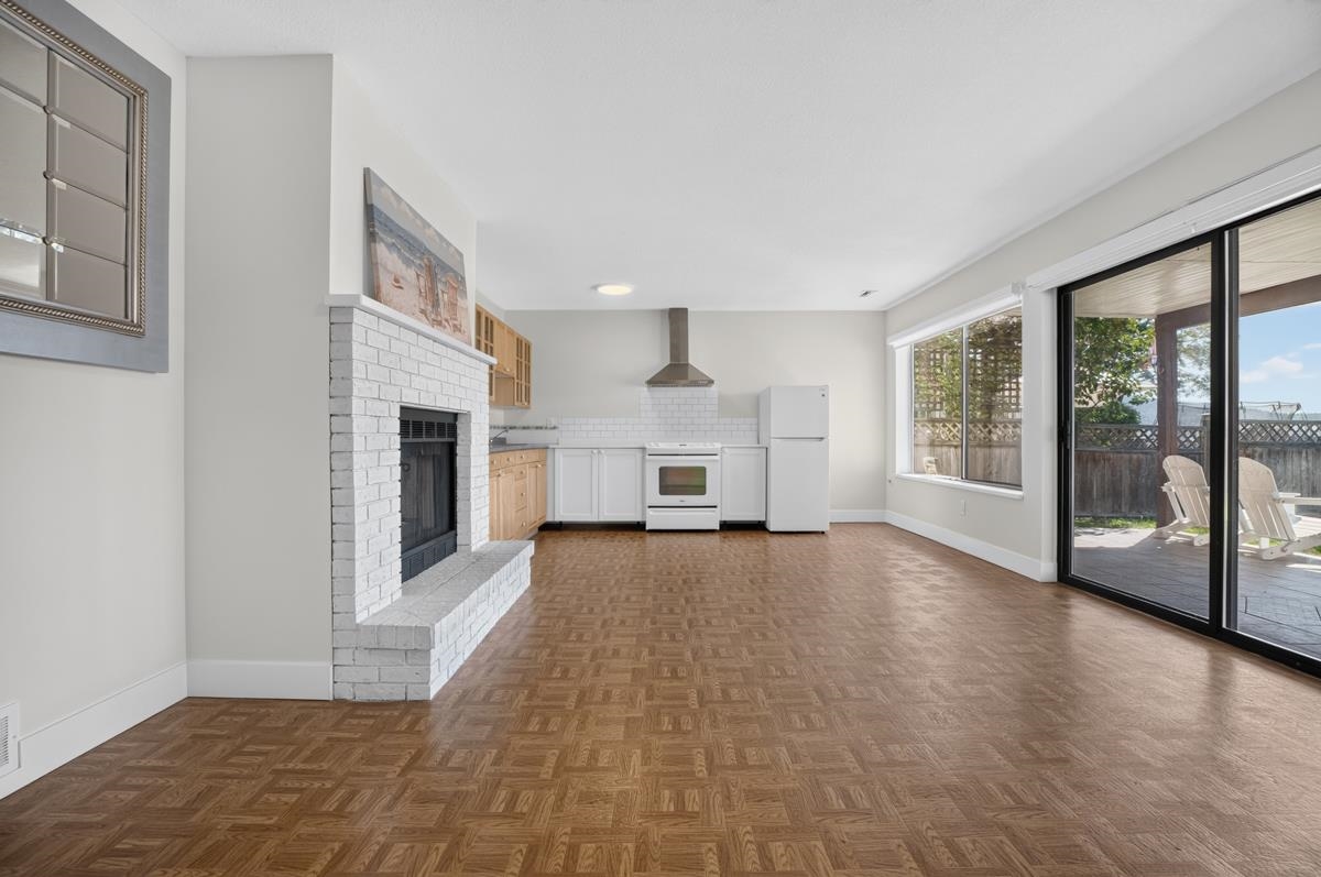 2929 DOLLARTON HIGHWAY (BASEMENT SUITE), North Vancouver BC V7H 1B1, R3155905, BC,