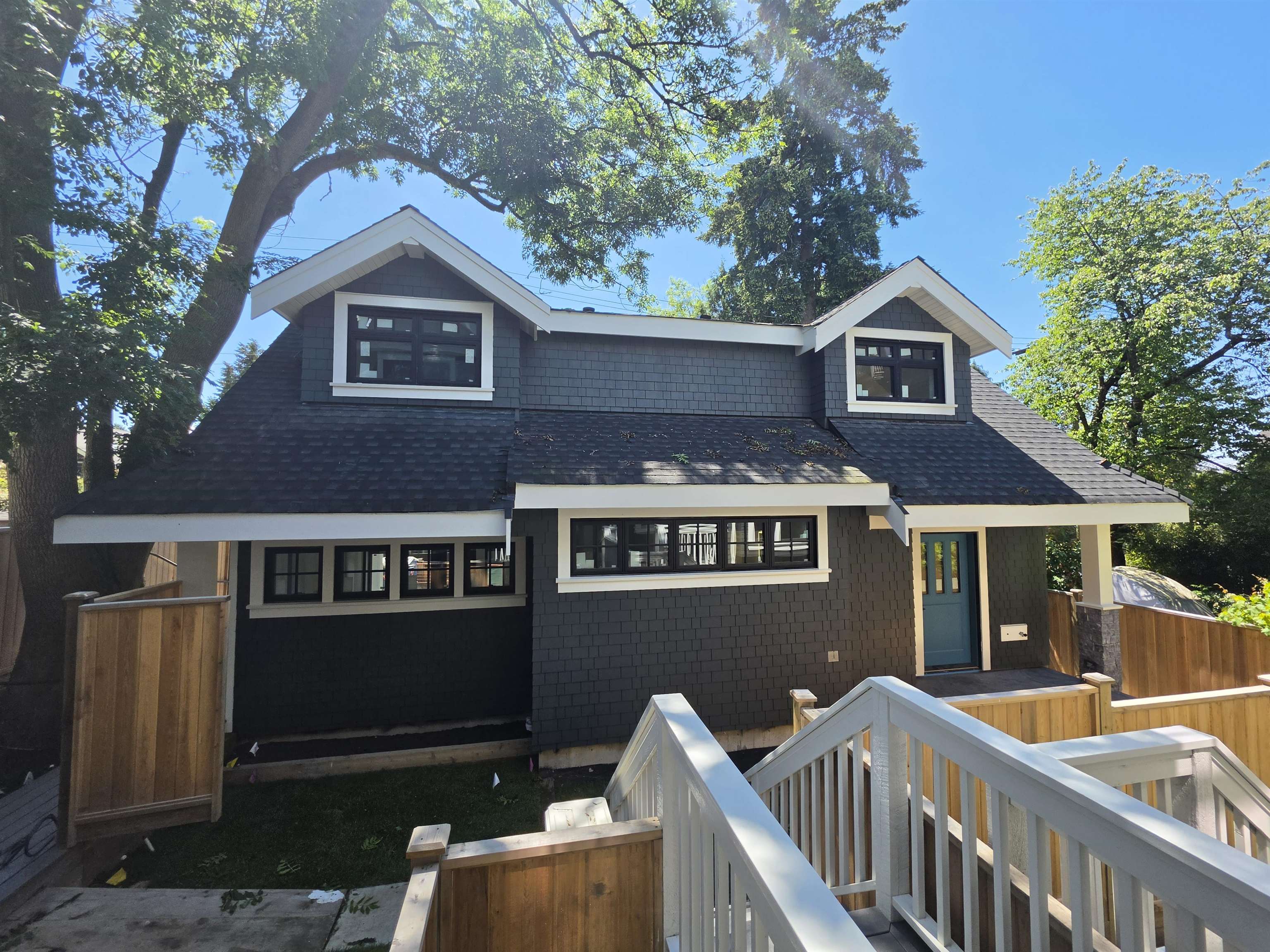2570 W 2ND AVENUE, Vancouver BC V6K 1J8, R3155911, BC,