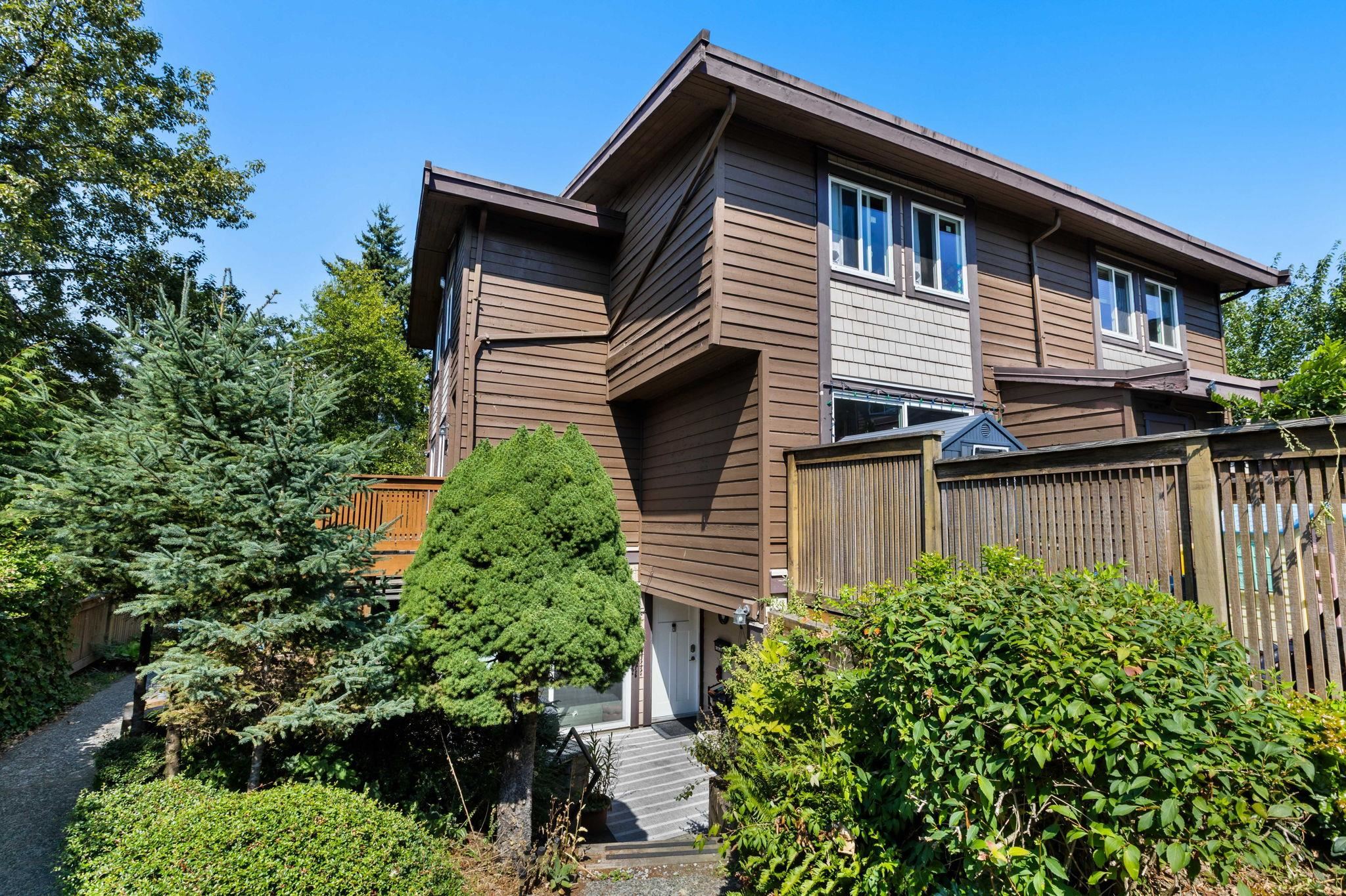 2 302 HIGHLAND WAY, R3155941, BC,
