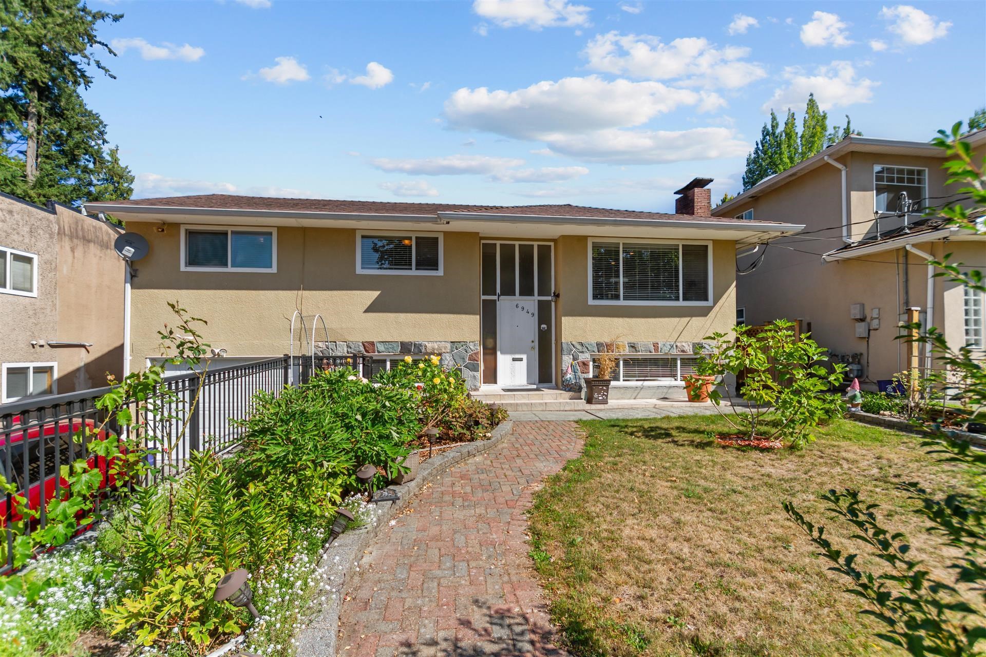 6949 HALIFAX STREET, Burnaby BC V5B 2R3, R3155975, BC,