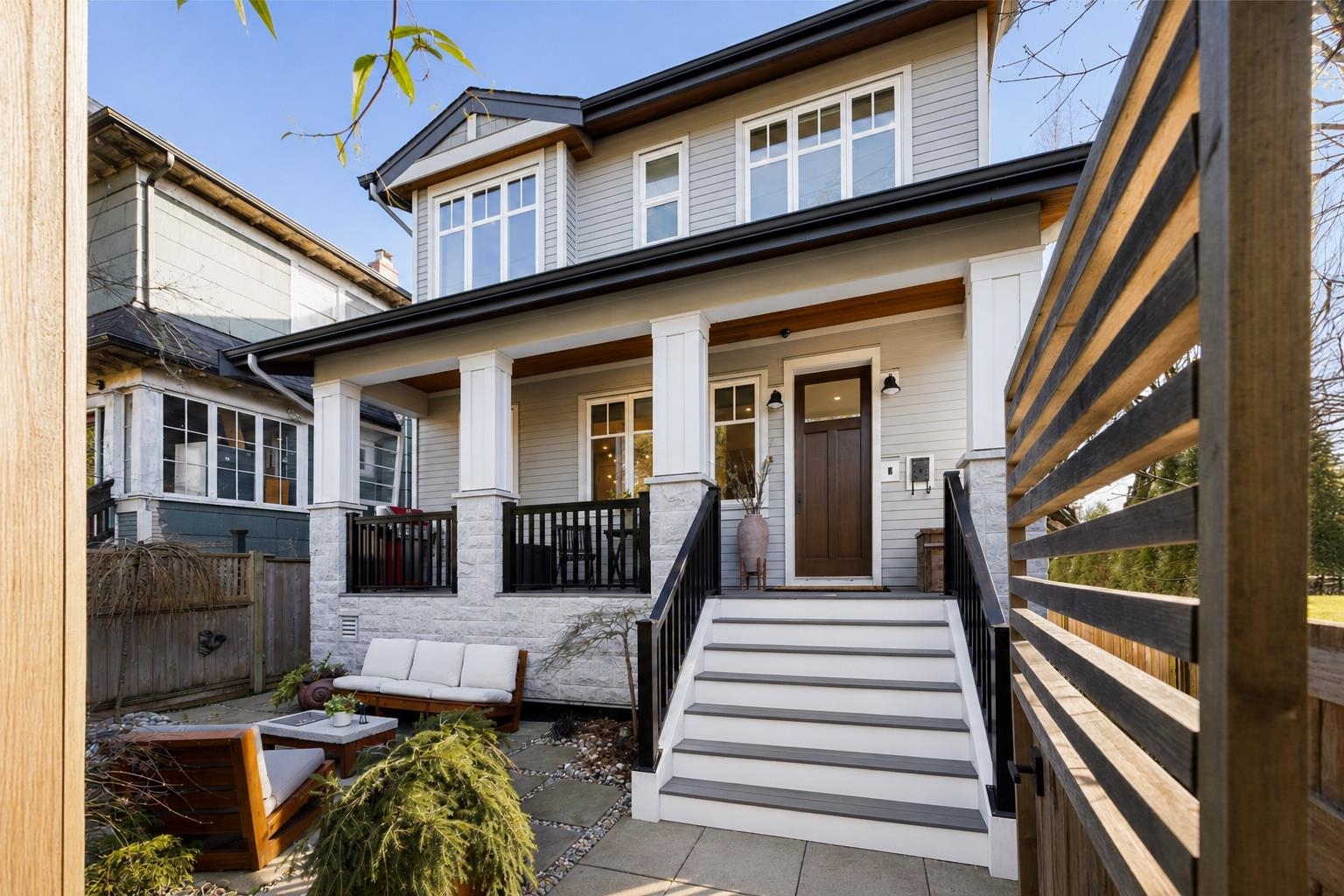 1506 E 11TH AVENUE, Vancouver BC V5N 1Y7, R3156004, BC,
