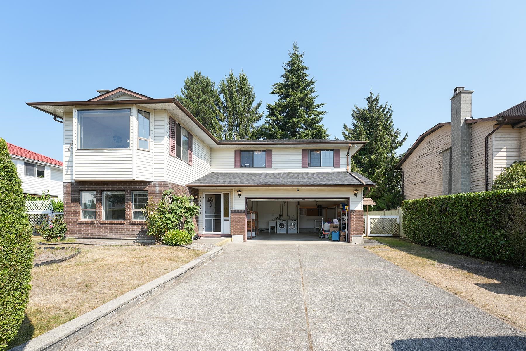 15309 95A AVENUE, Surrey BC V3R 8J8, R3156135, BC,
