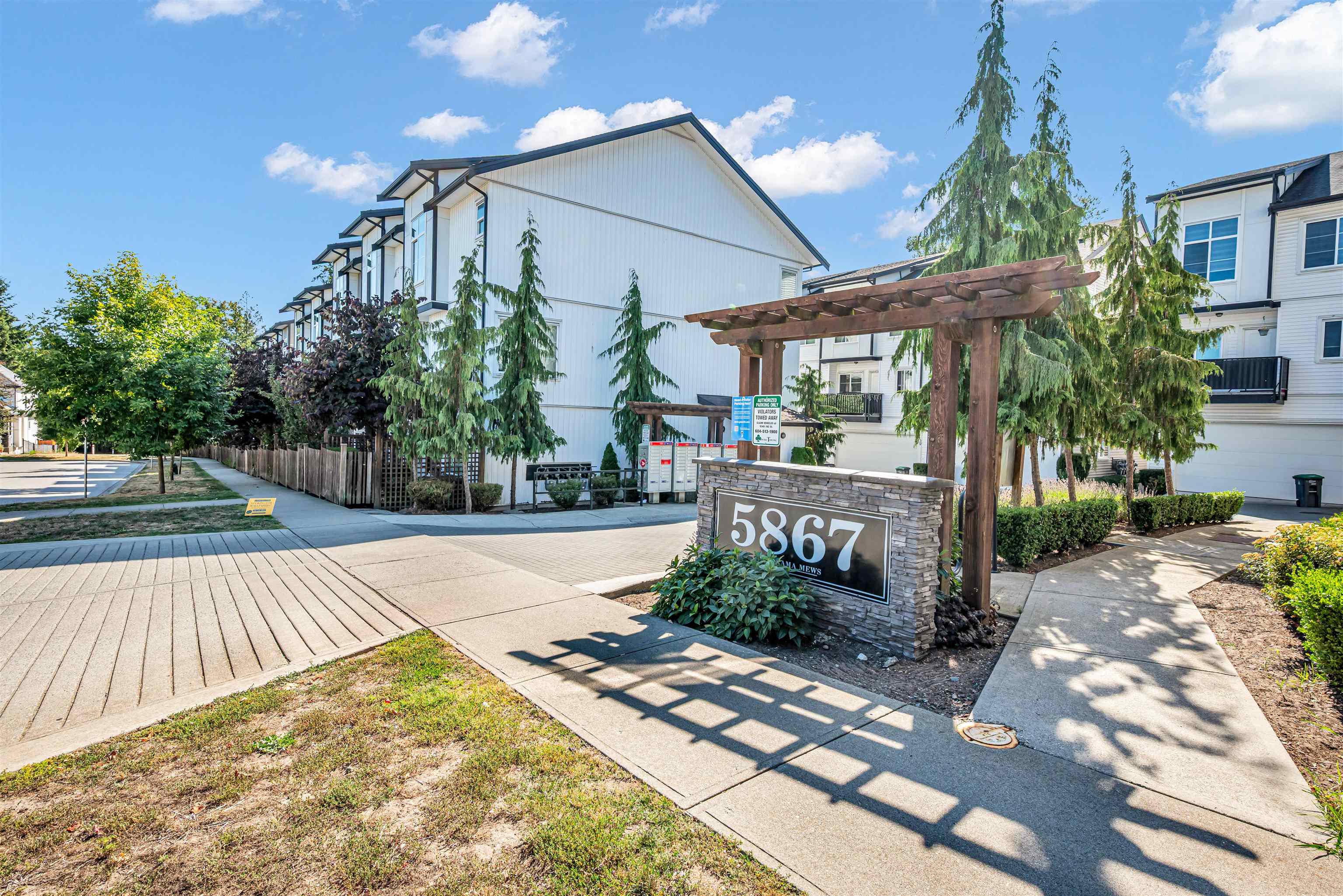 32 5867 129 STREET, R3156145, BC,