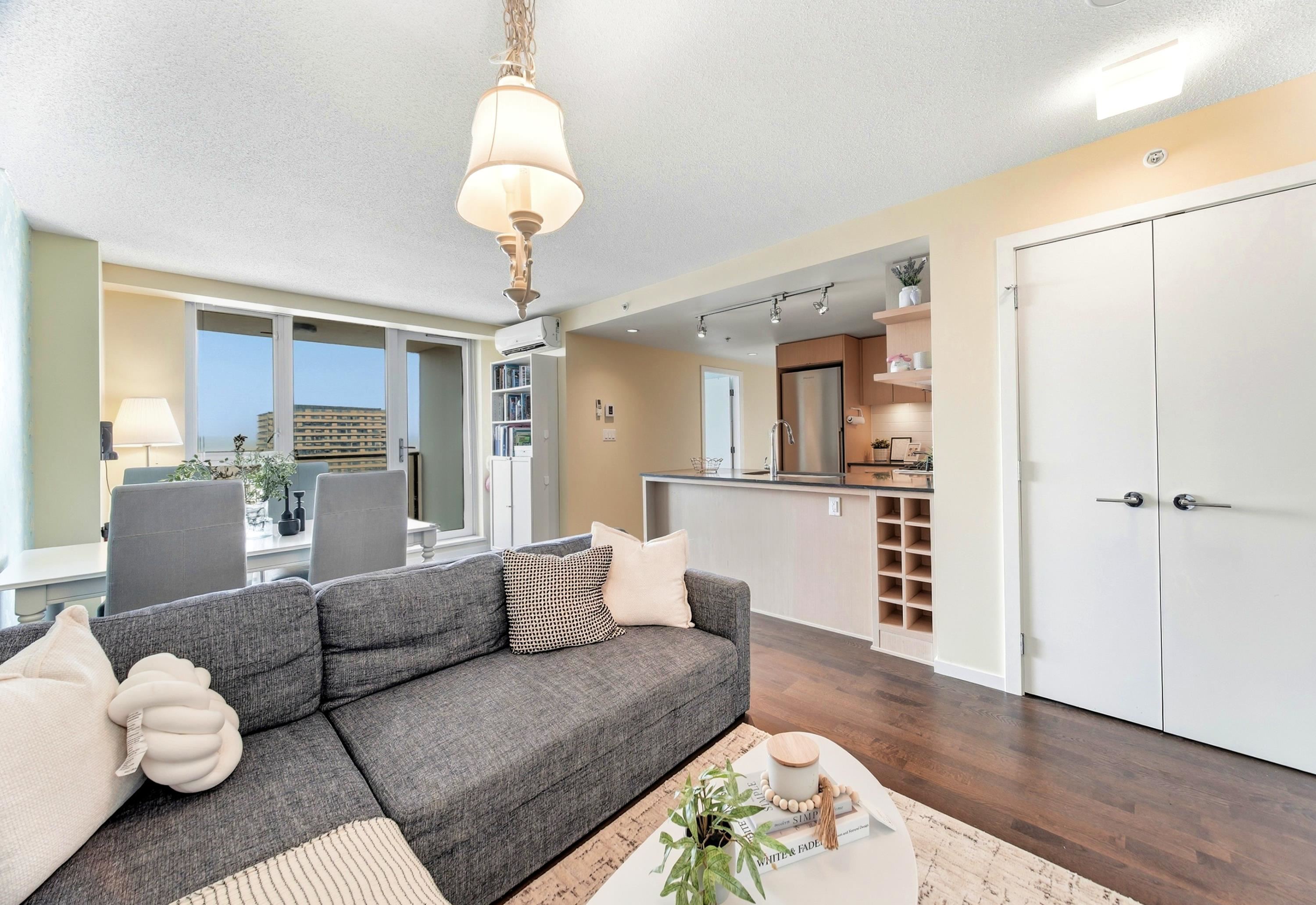 1209 7888 ACKROYD ROAD, R3156272, BC,