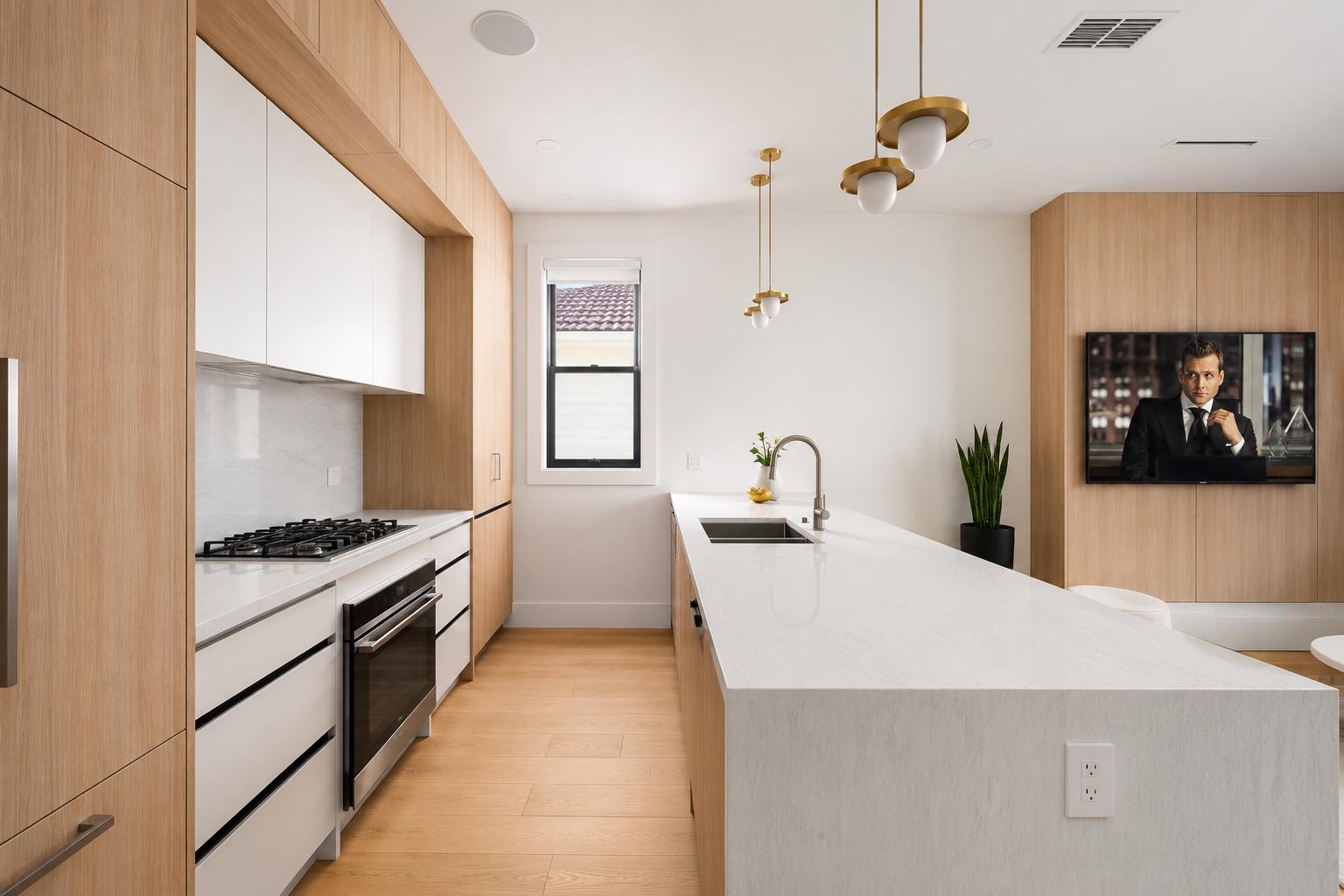 1 4828 ALBERT STREET, R3156321, BC,