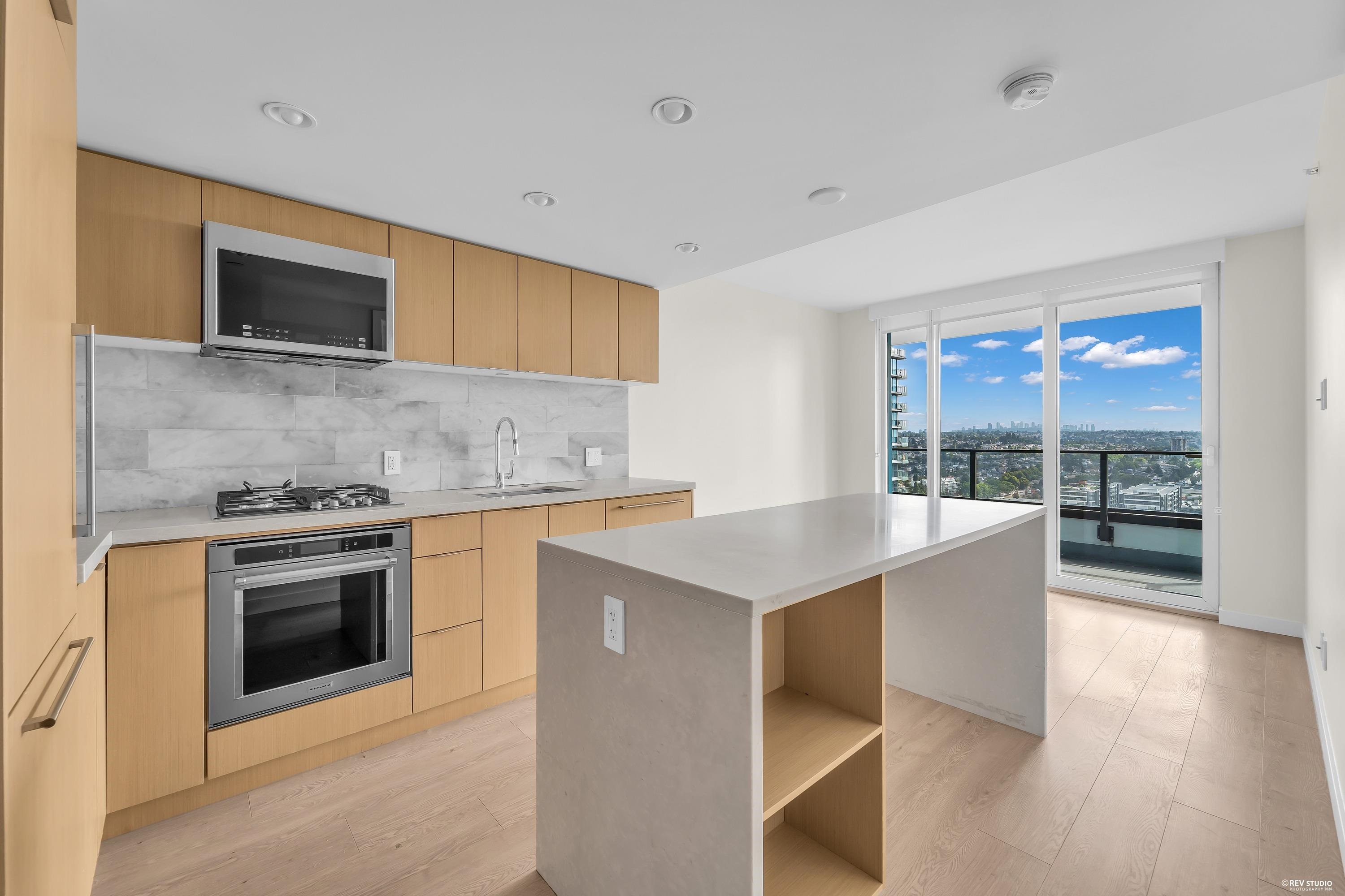 2405 8189 CAMBIE STREET, R3156329, BC,