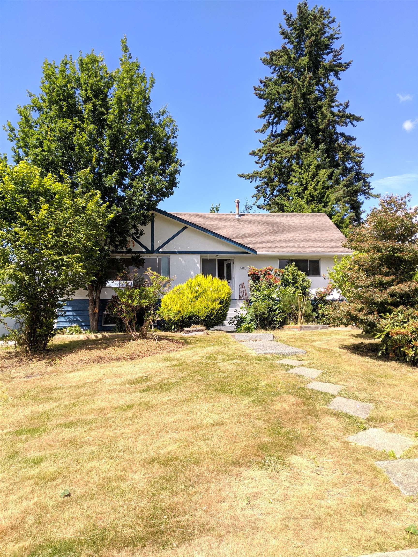 6319 LOCHDALE STREET, Burnaby BC V5B 2M6, R3156422, BC,
