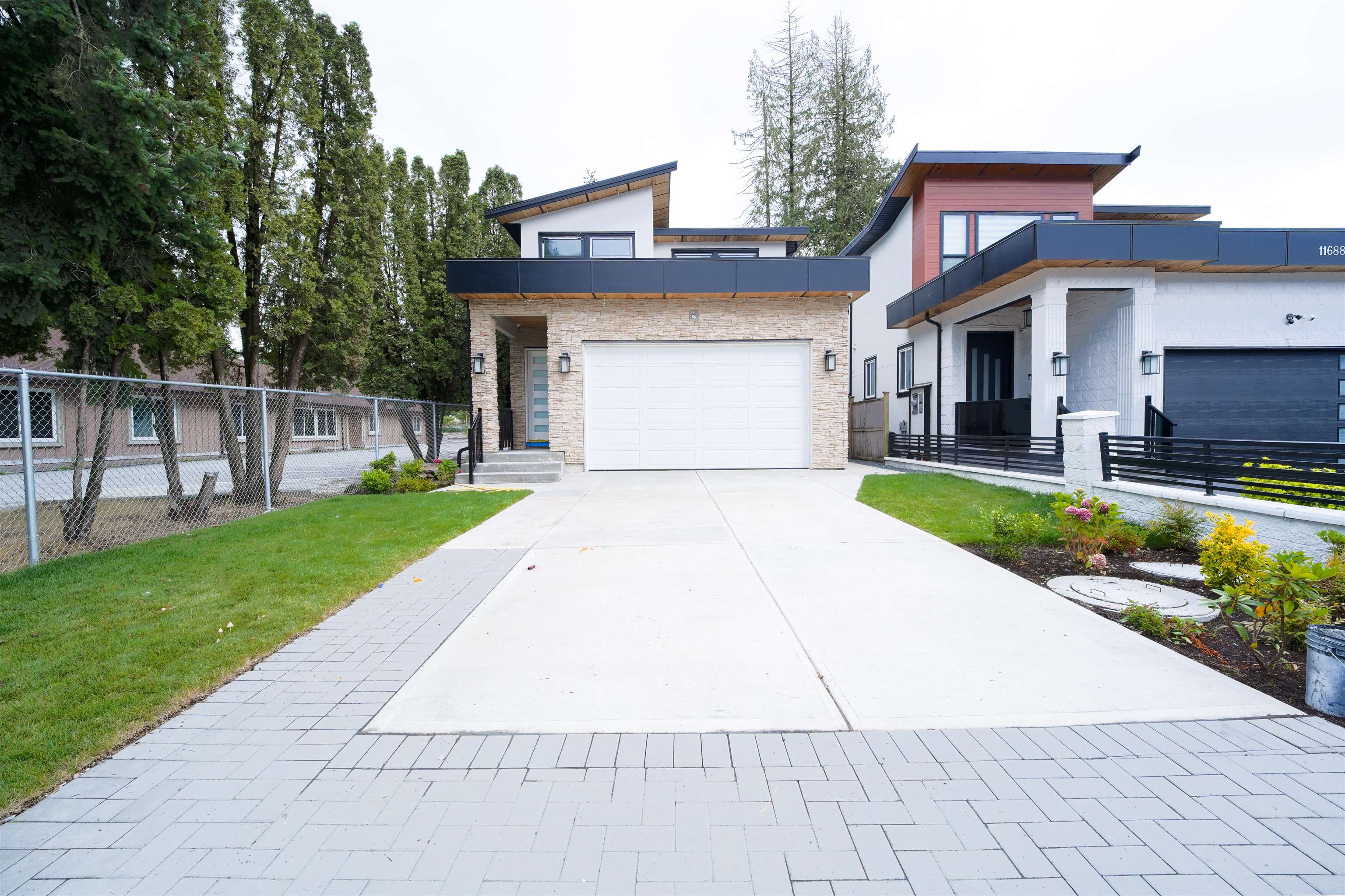 11692 96 AVENUE, Delta BC V4C 3W7, R3156458, BC,