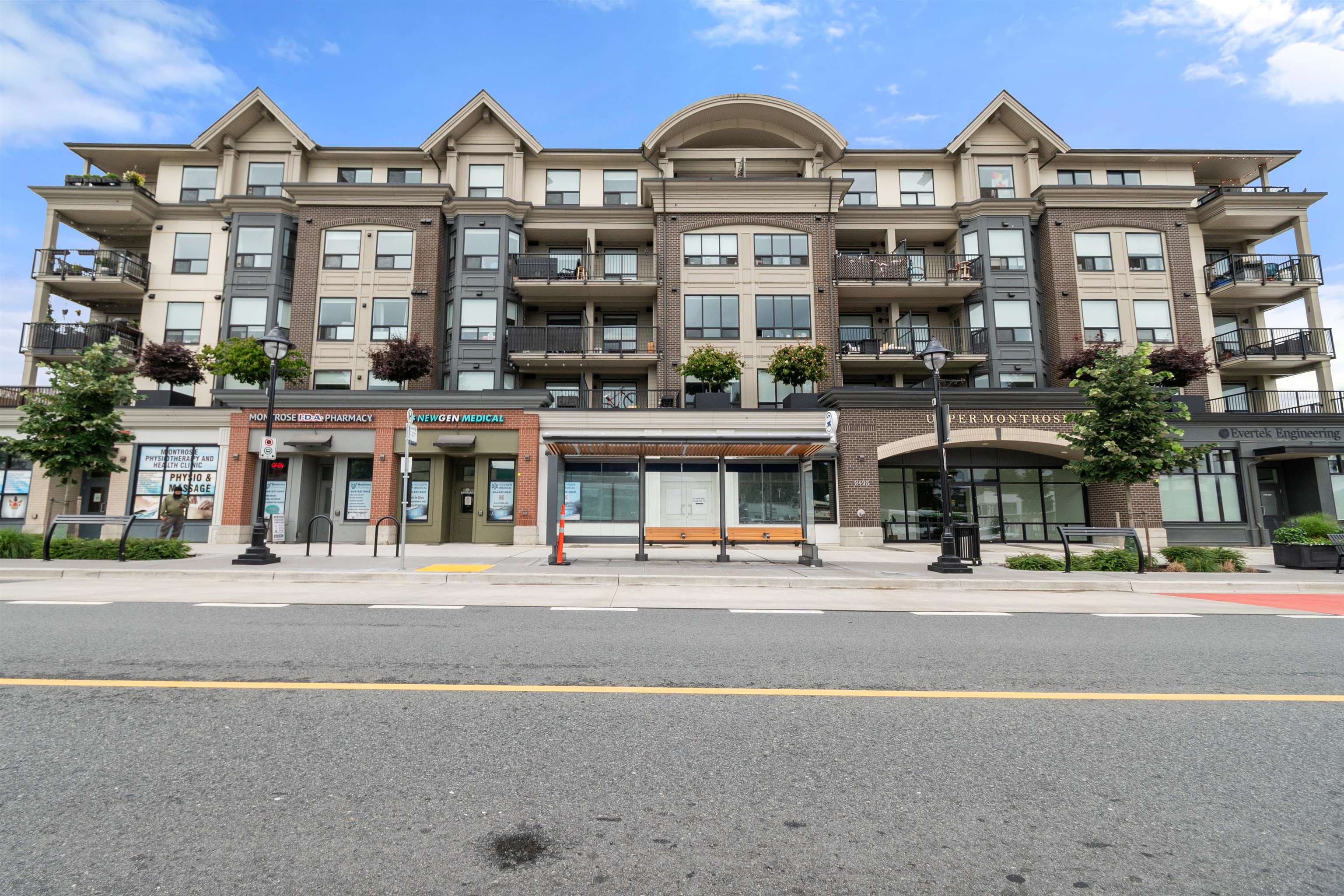 425 2493 MONTROSE AVENUE, R3156511, BC,