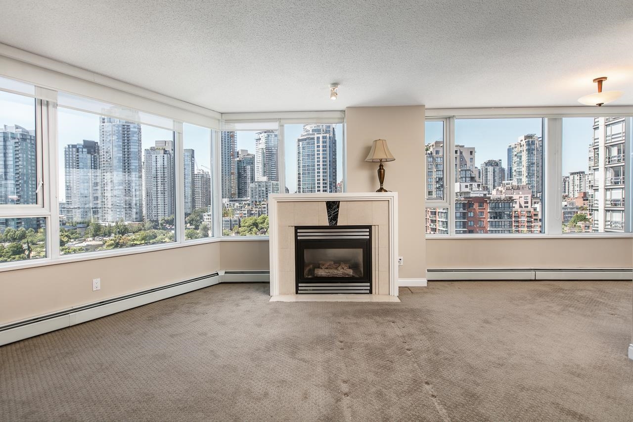 1205 1383 MARINASIDE CRESCENT, R3156604, BC,
