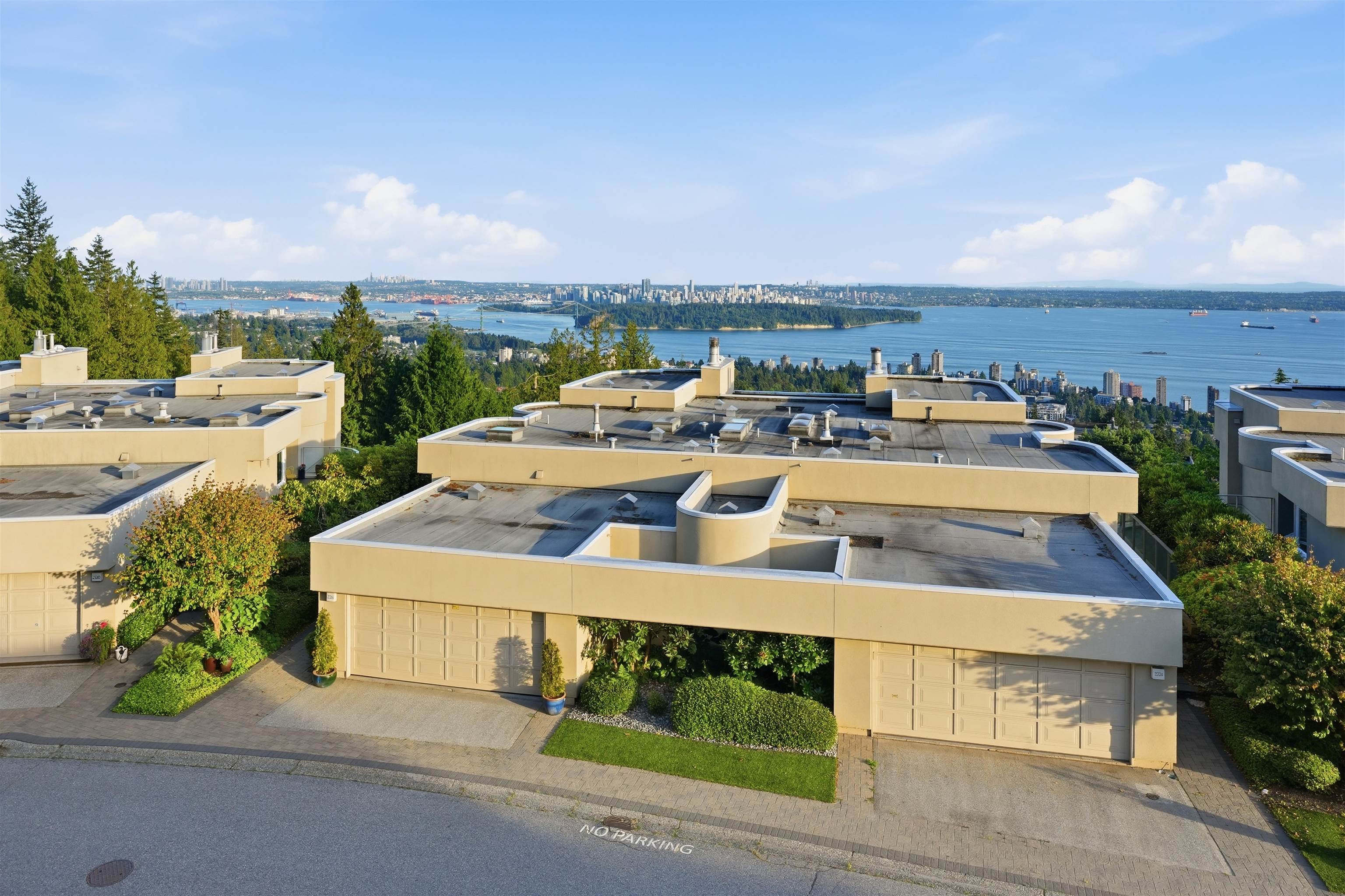 2343 FOLKESTONE WAY, West Vancouver BC V7S 3C9, R3156616, BC,