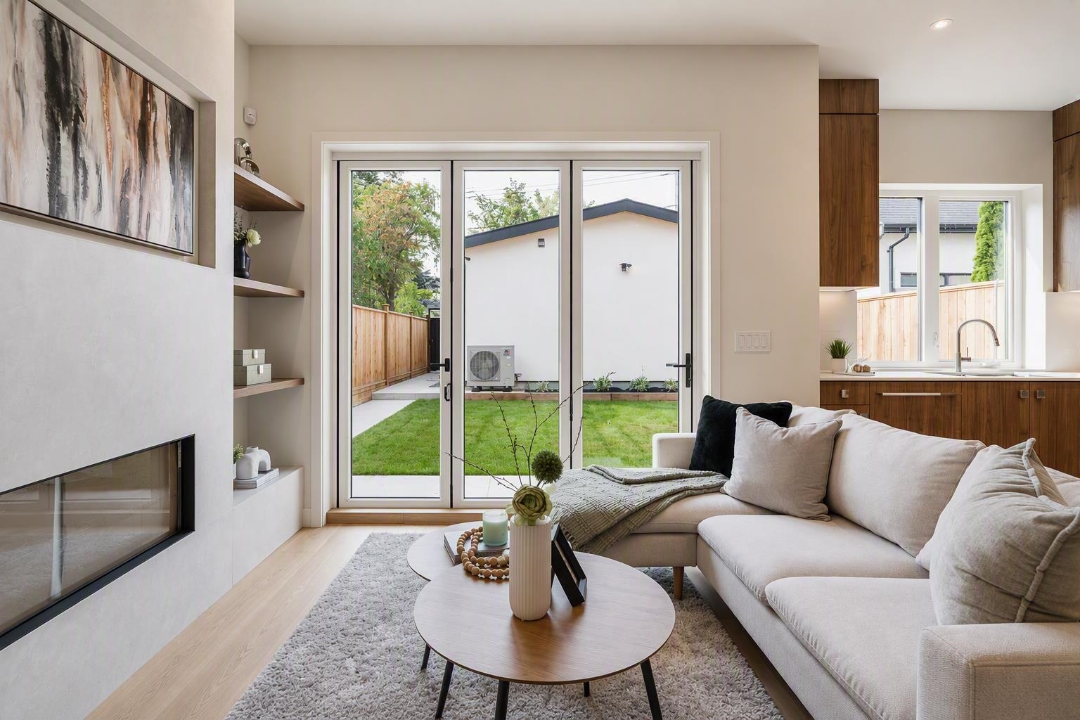 2 456 38TH AVENUE, R3156634, BC,