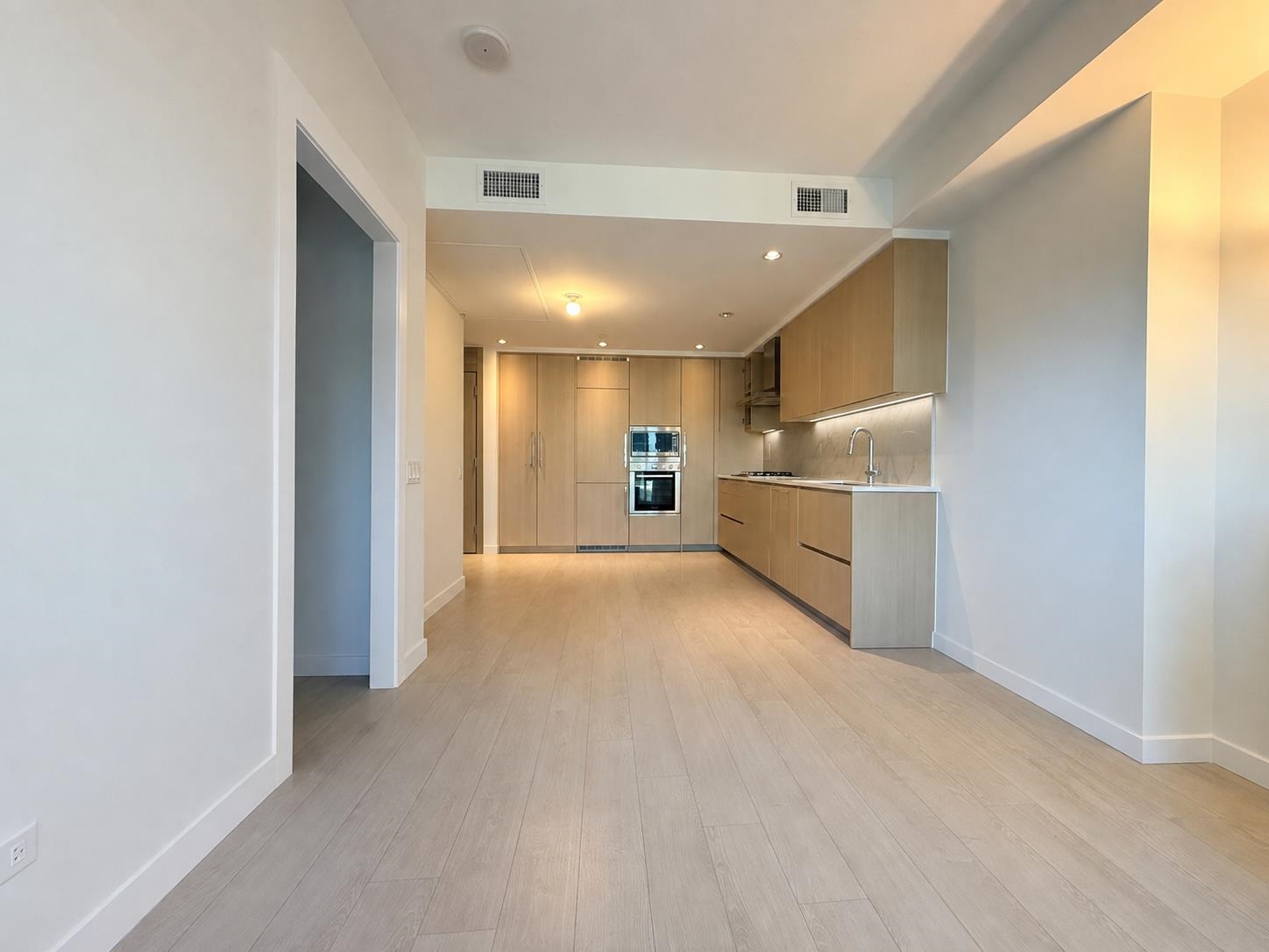 1801 4730 LOUGHEED HIGHWAY, R3156672, BC,