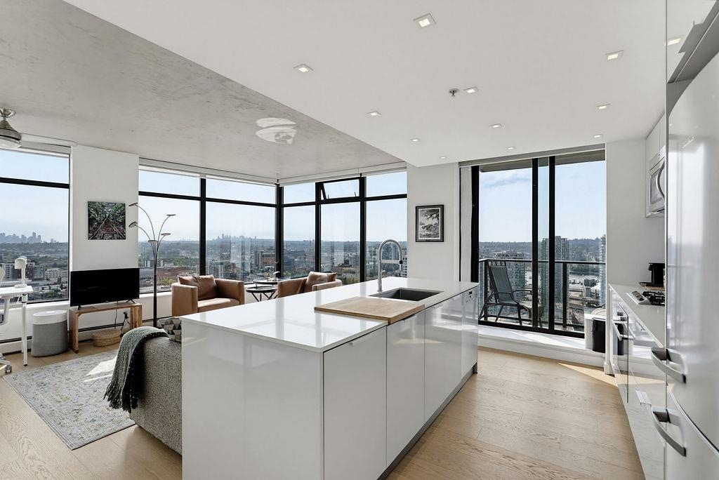 2804 108 CORDOVA STREET, R3156778, BC,