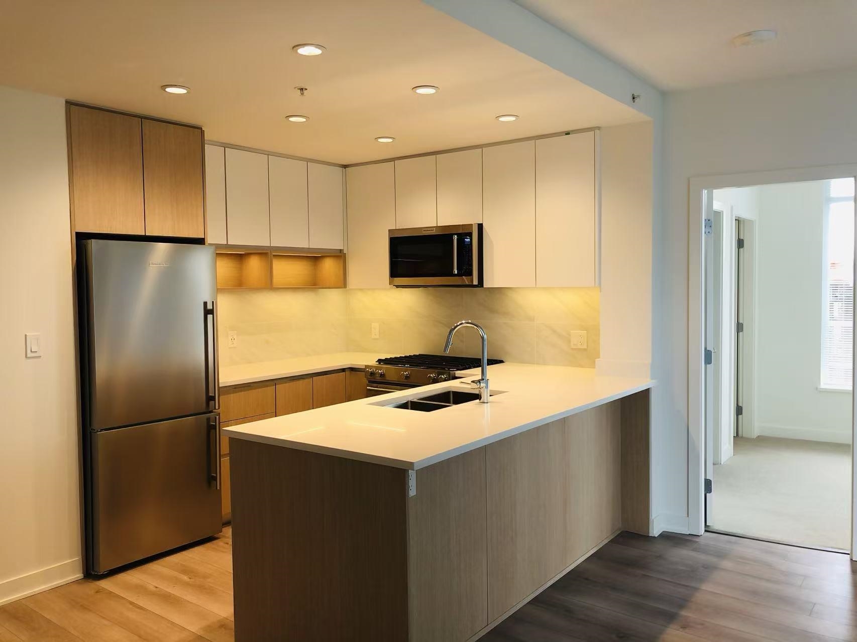 8xx 8940 UNIVERSITY CRESCENT, R3156884, BC,