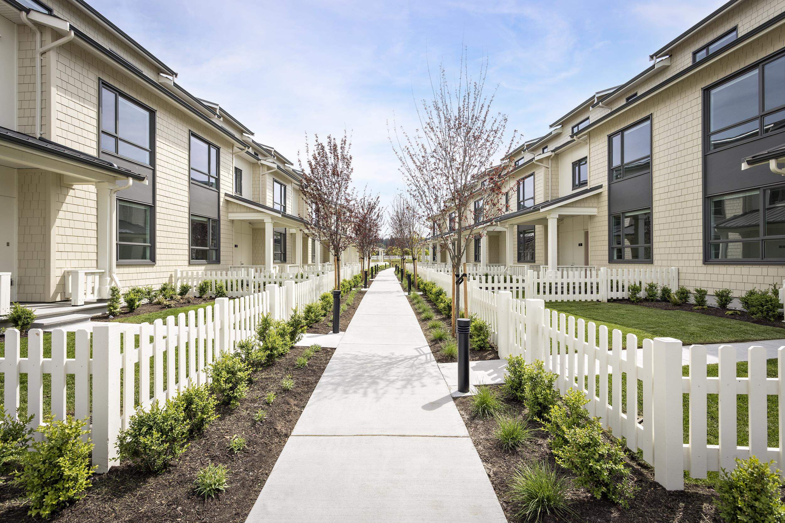 2 6320 DAIRY AVENUE, R3156886, BC,