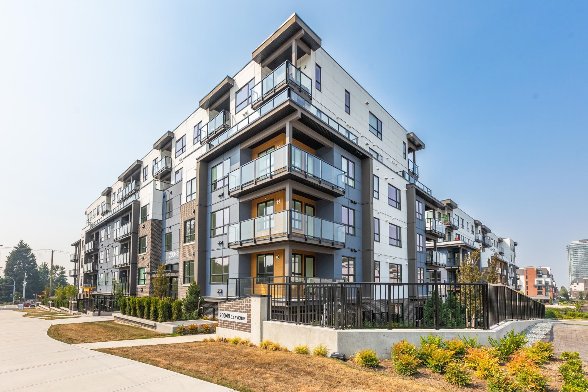 B306 20049 82 AVENUE, R3156942, BC,