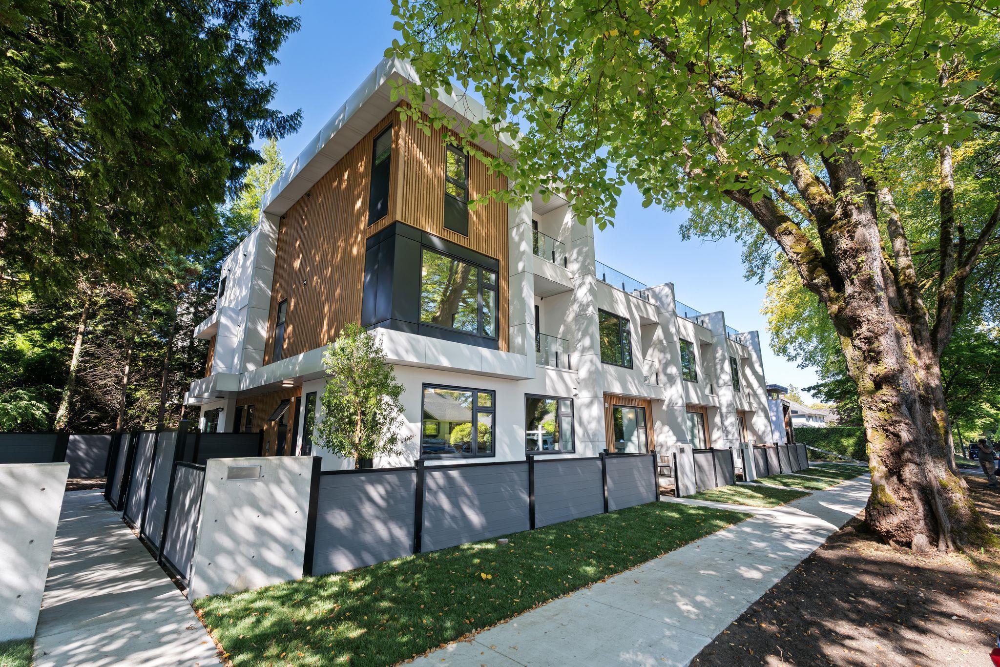 4 1491 DEVONSHIRE CRESCENT, R3156968, BC,