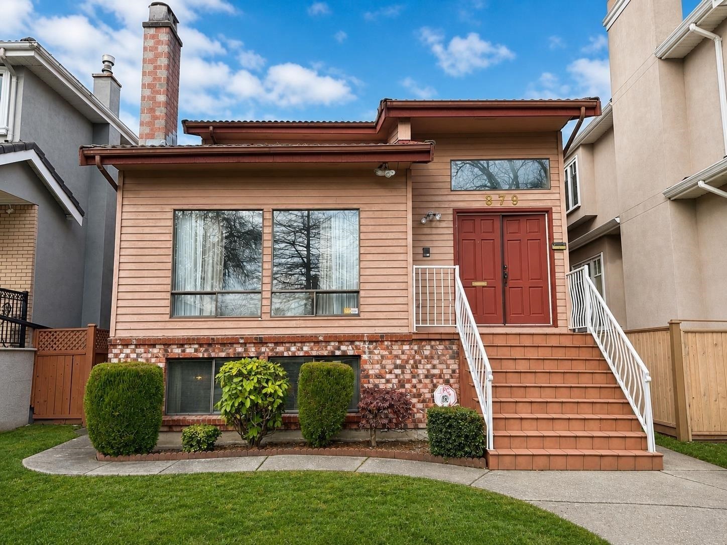 Bsmt 879 62 AVENUE, R3157130, BC,