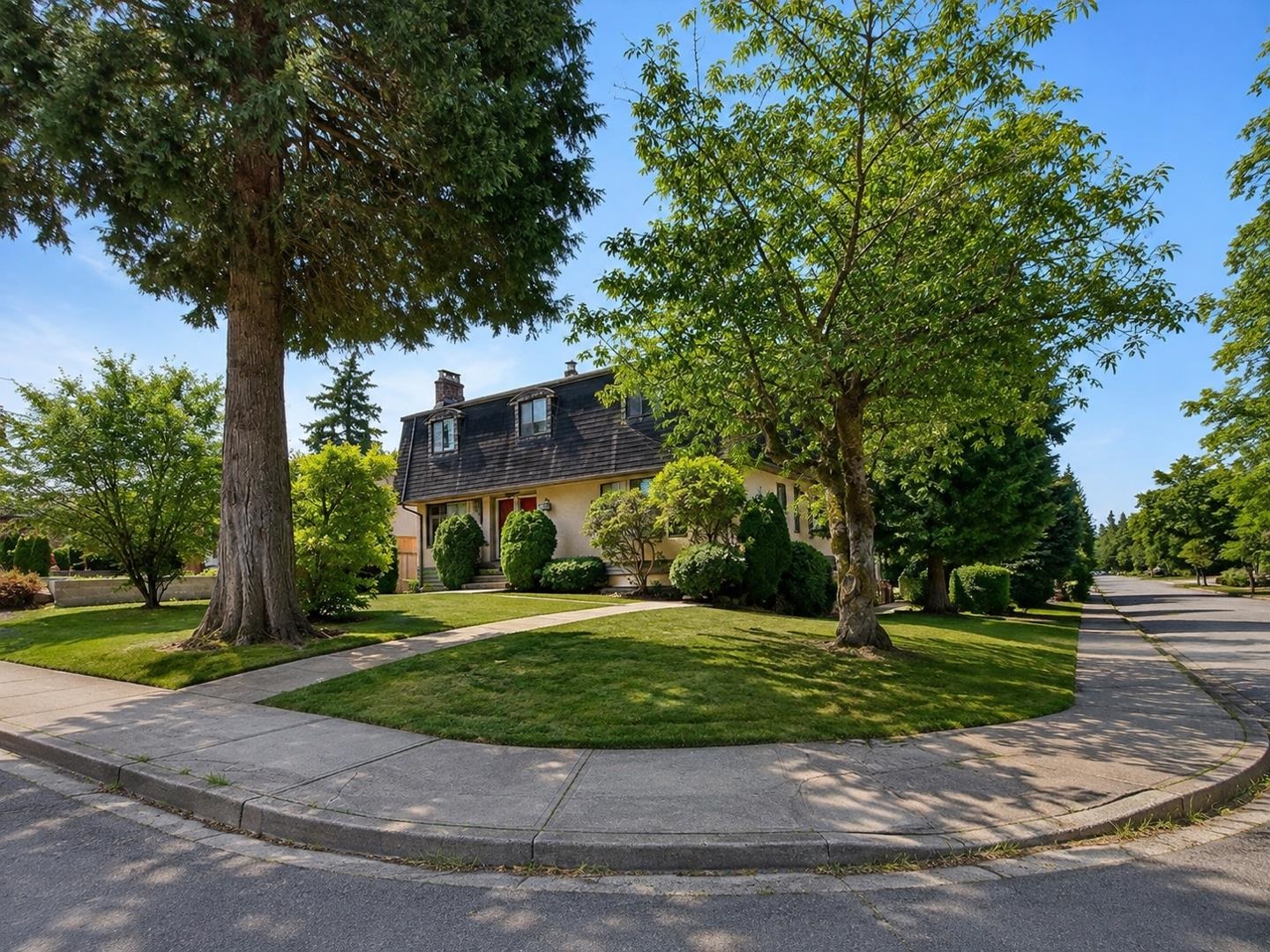 7507 WRIGHT STREET, Burnaby BC V3N 3W5, R3157443, BC,